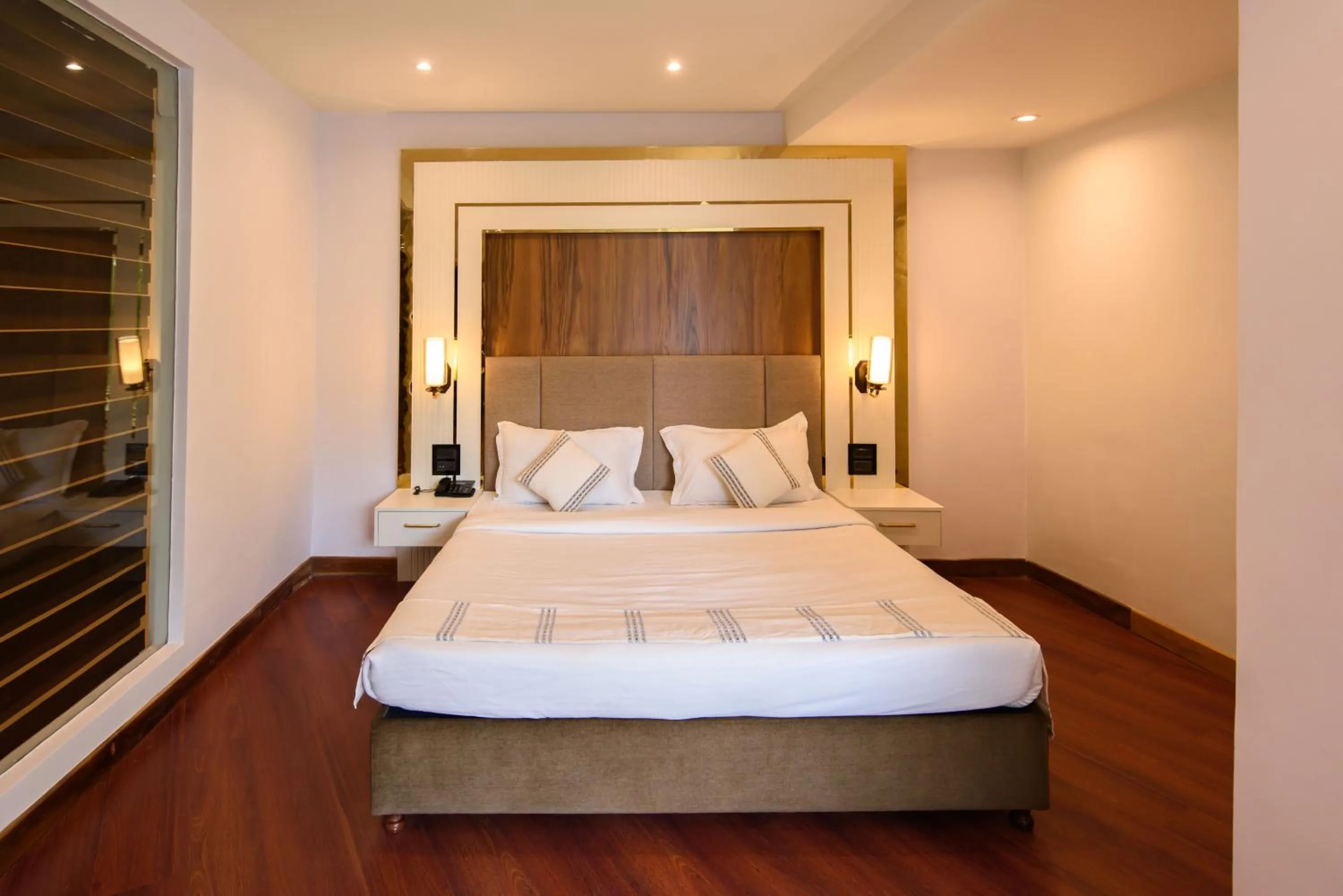 Bed in Emerald Hotel