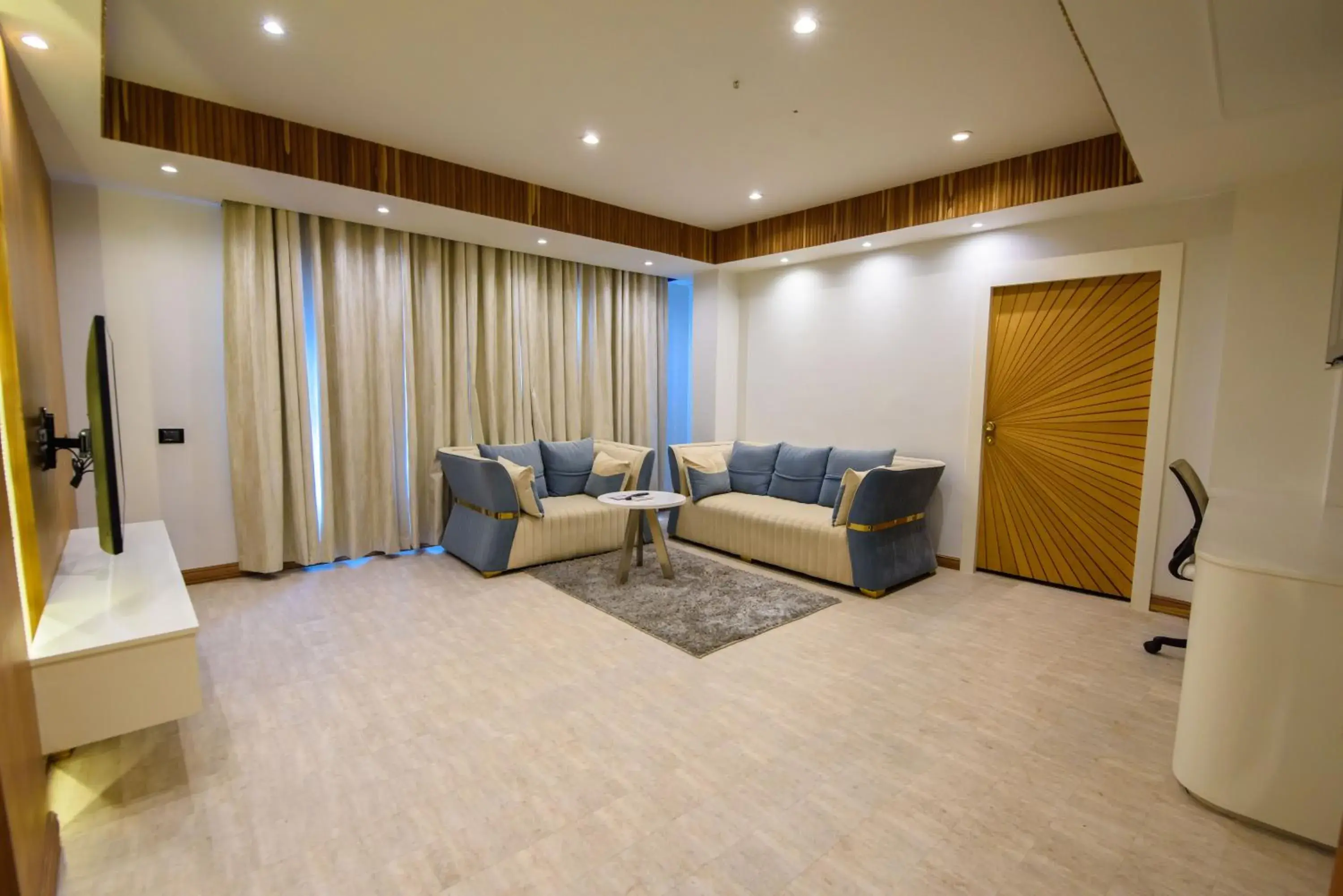 Living room in Emerald Hotel Living room in Emerald Hotel