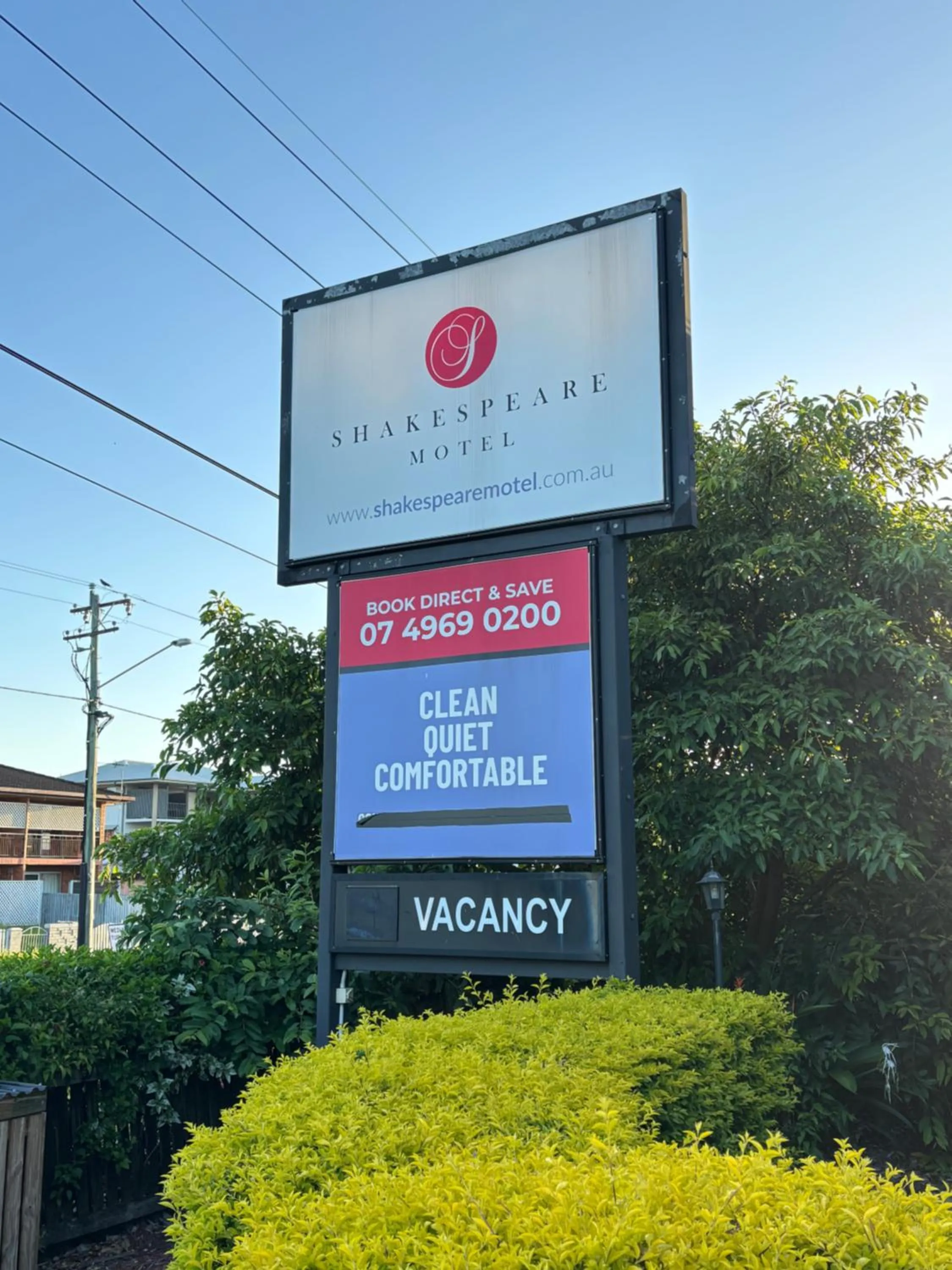 Property logo or sign in Shakespeare Motel