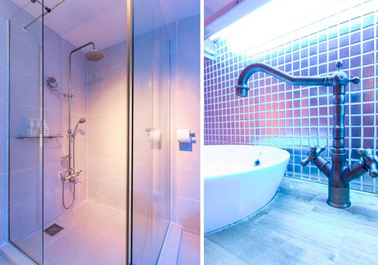 Bathroom in I House Chinchin