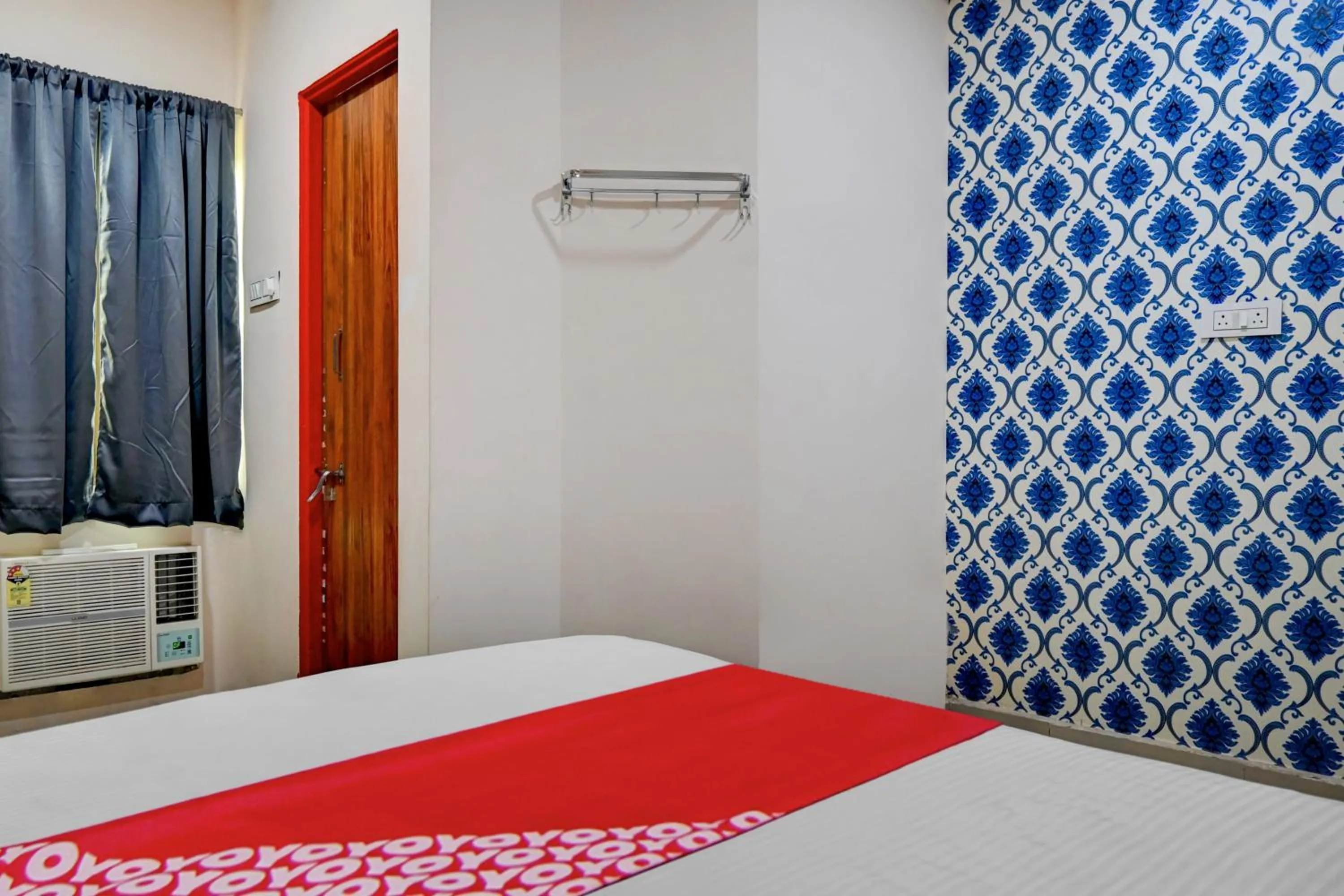 Bedroom in Hotel O Titanic