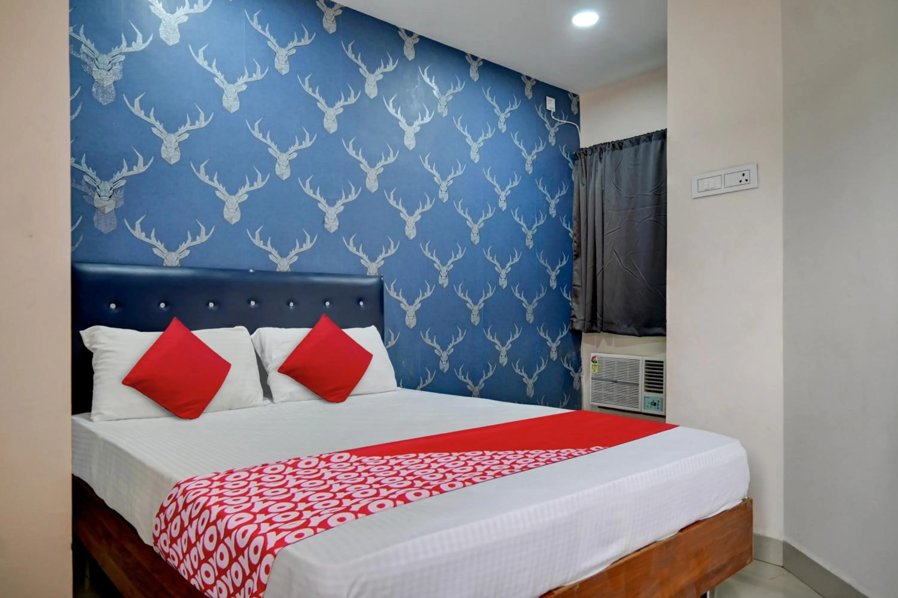 Bedroom in Hotel O Titanic