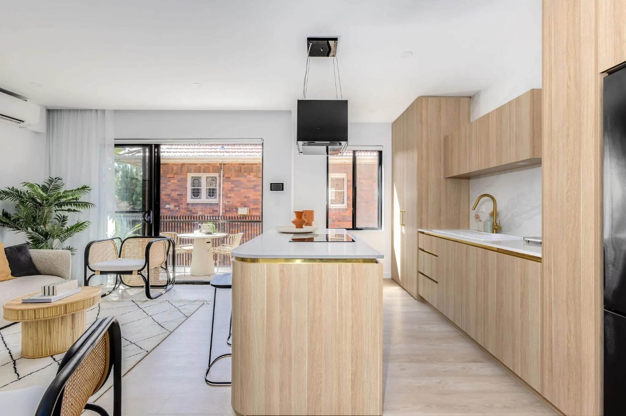 Kahlo Bondi - Luxury Escape - 2 Bedroom Furnished Apartments