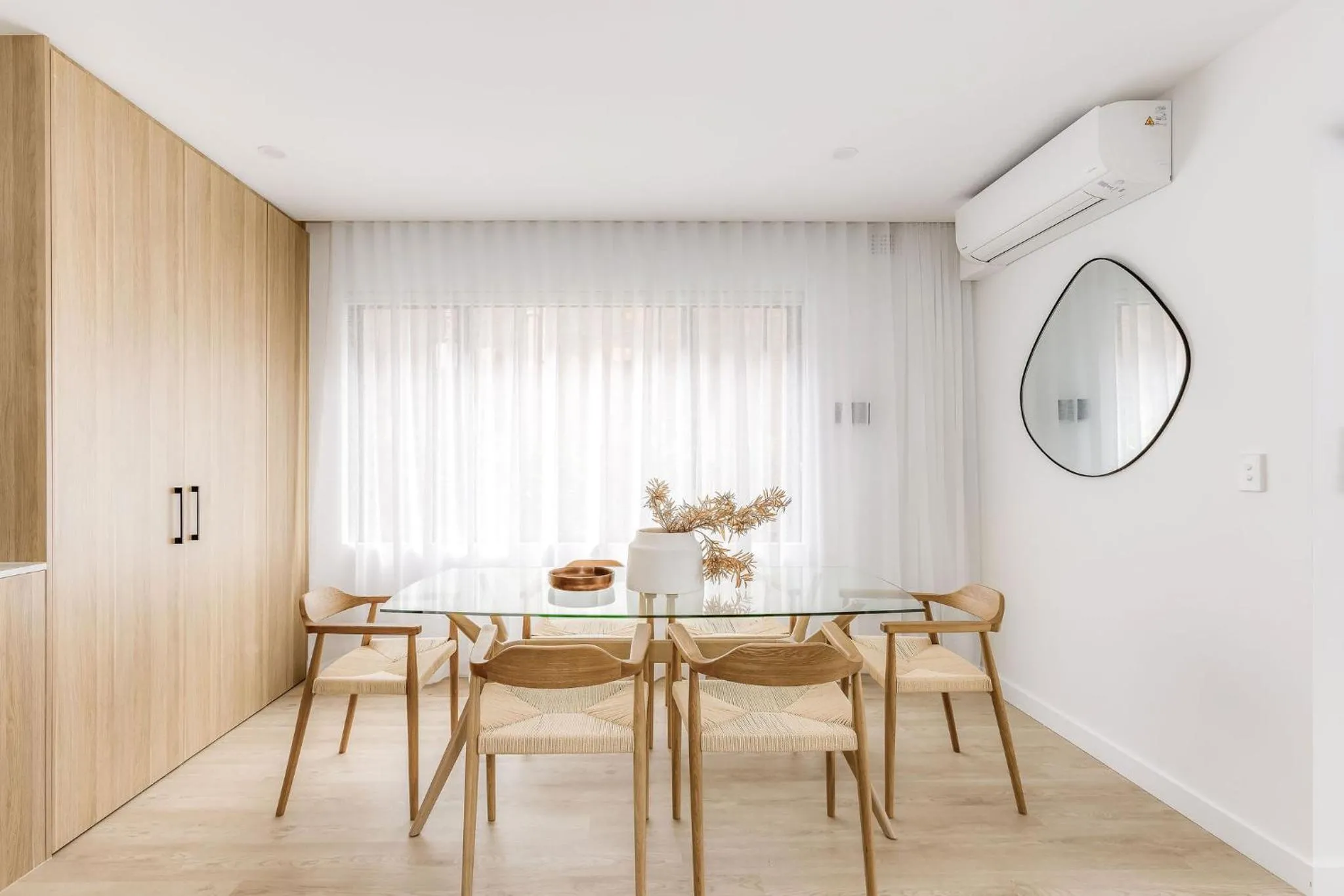 Kahlo Bondi - Luxury Escape - 2 Bedroom Furnished Apartments