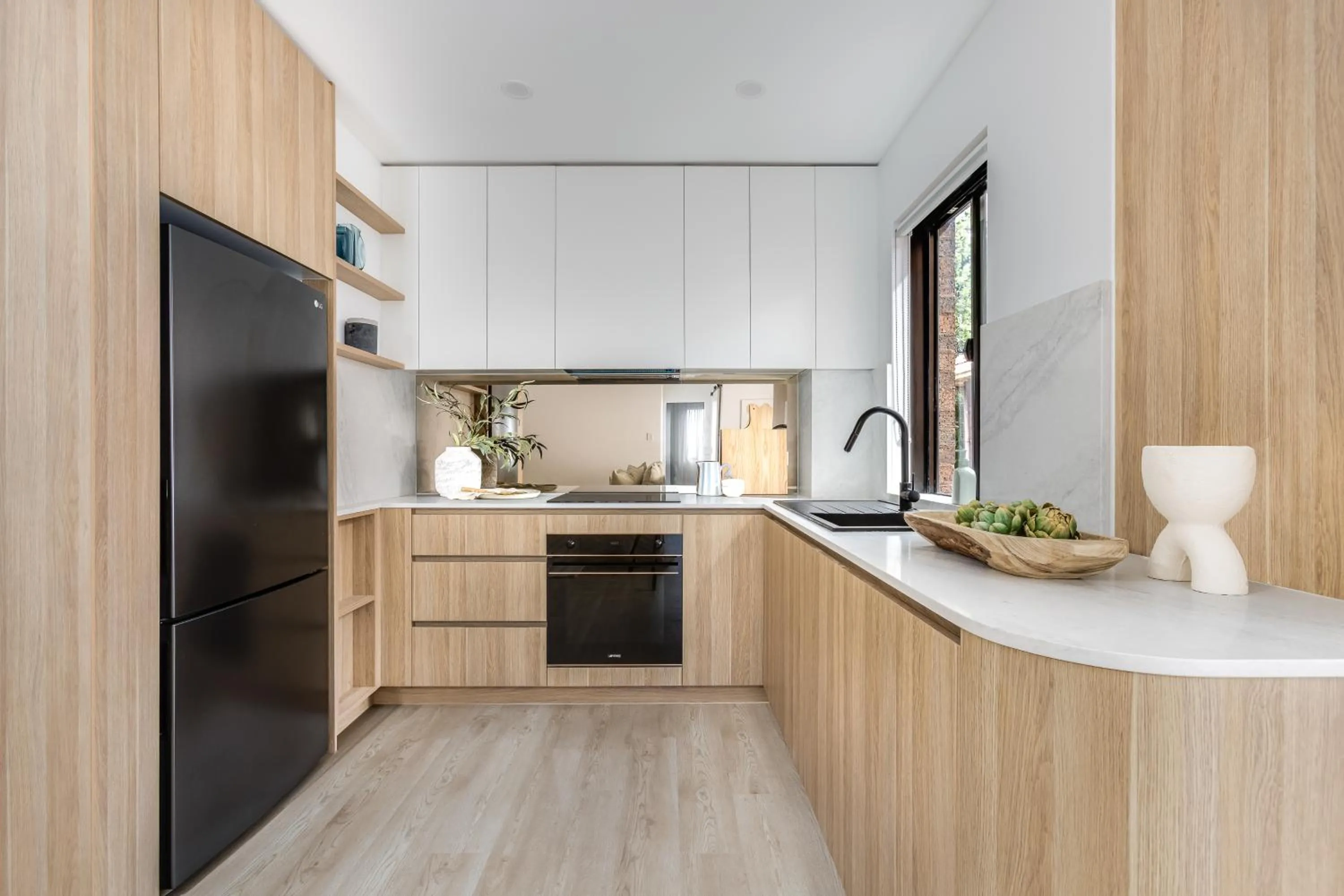 Kahlo Bondi - Luxury Escape - 2 Bedroom Furnished Apartments