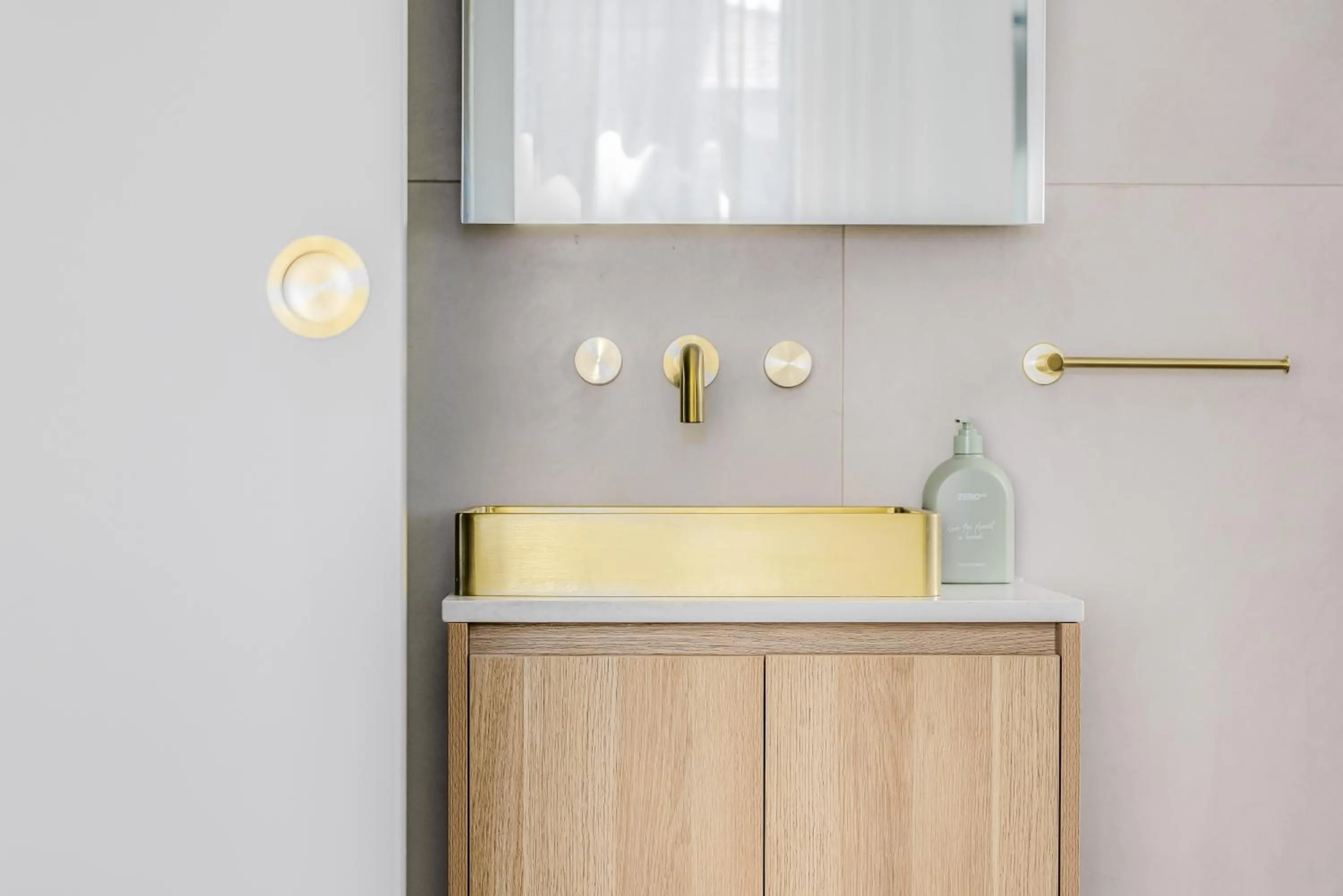 Kahlo Bondi - Luxury Escape - 2 Bedroom Furnished Apartments