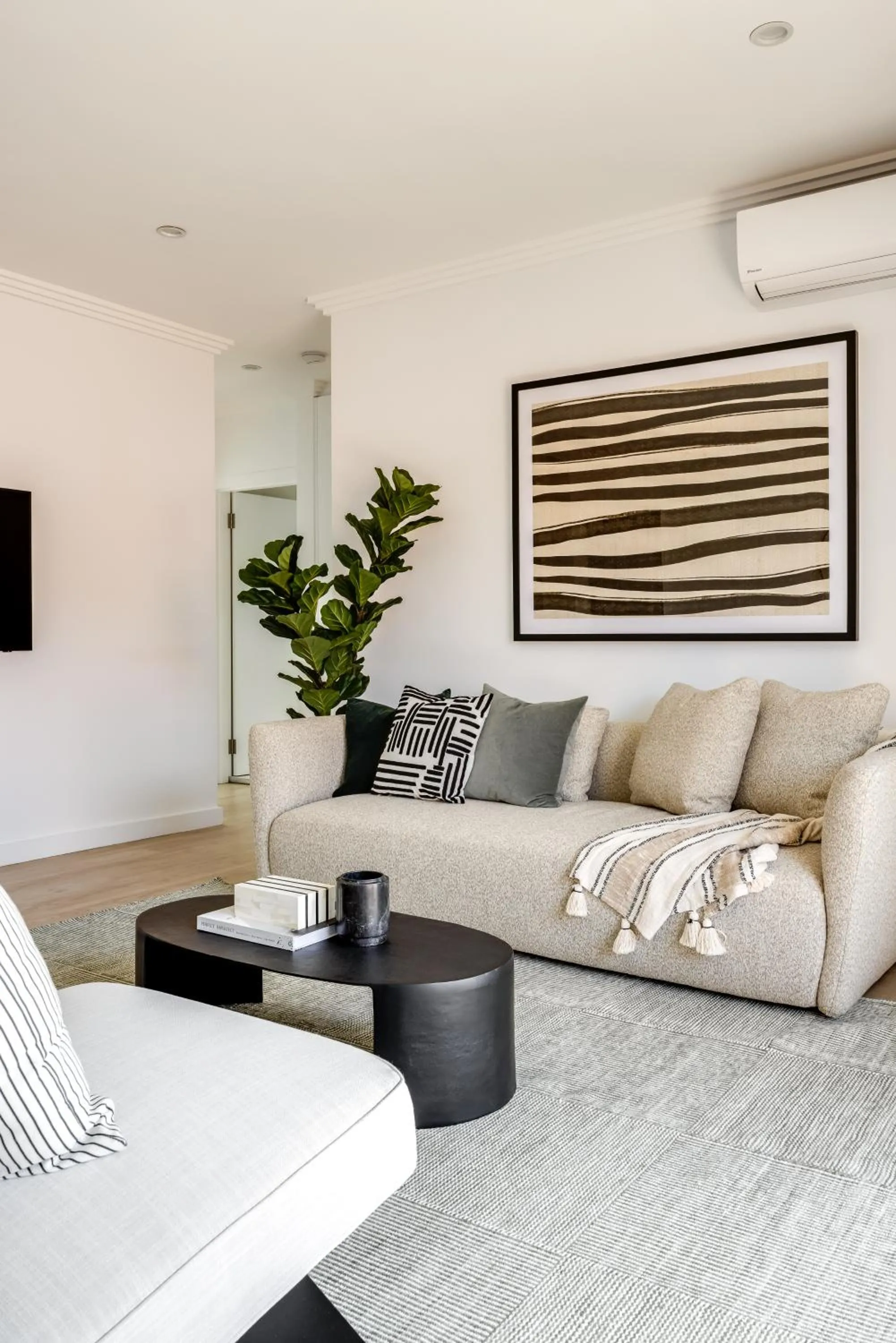 Kahlo Bondi - Luxury Escape - 2 Bedroom Furnished Apartments