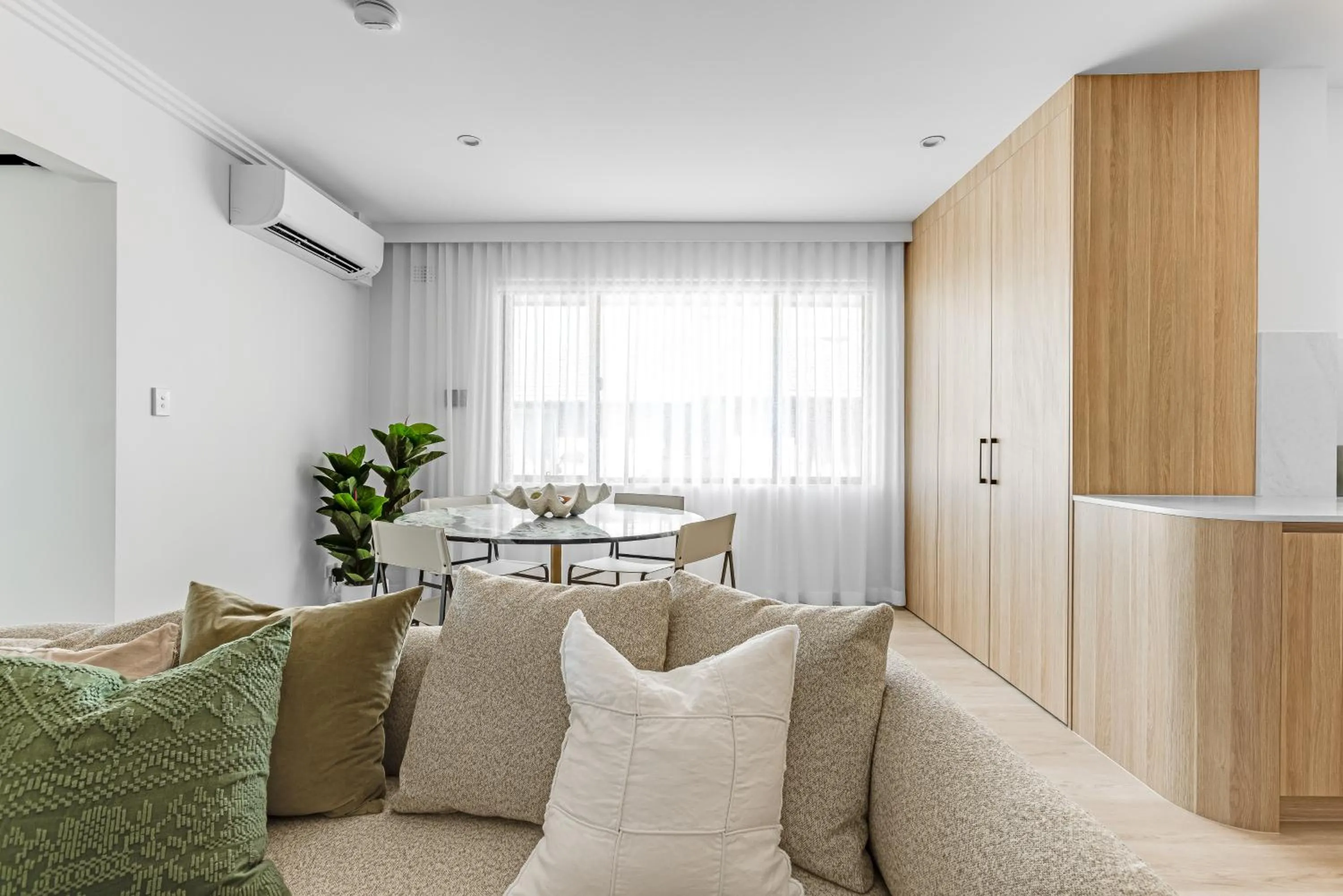 Kahlo Bondi - Luxury Escape - 2 Bedroom Furnished Apartments