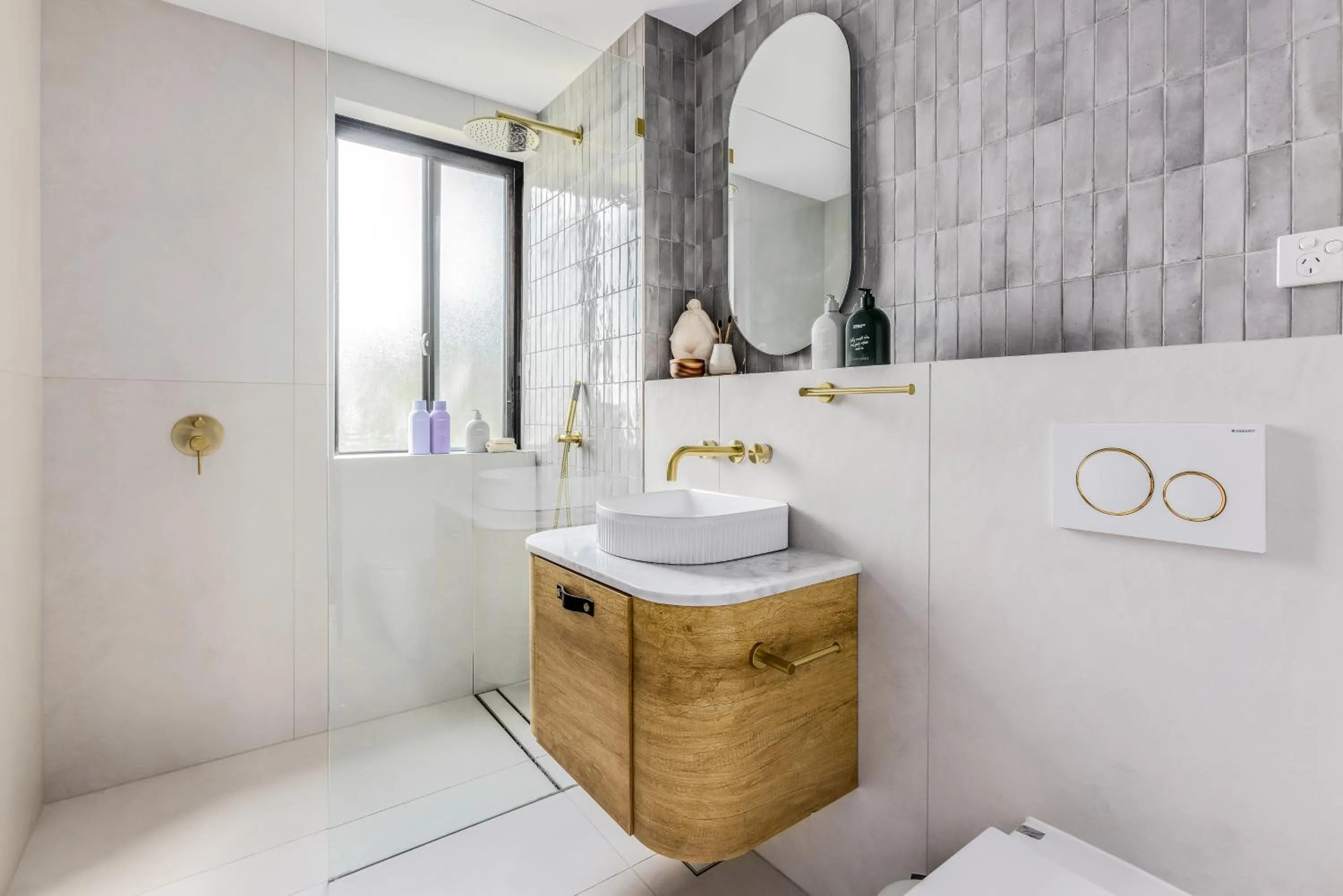 Kahlo Bondi - Luxury Escape - 2 Bedroom Furnished Apartments