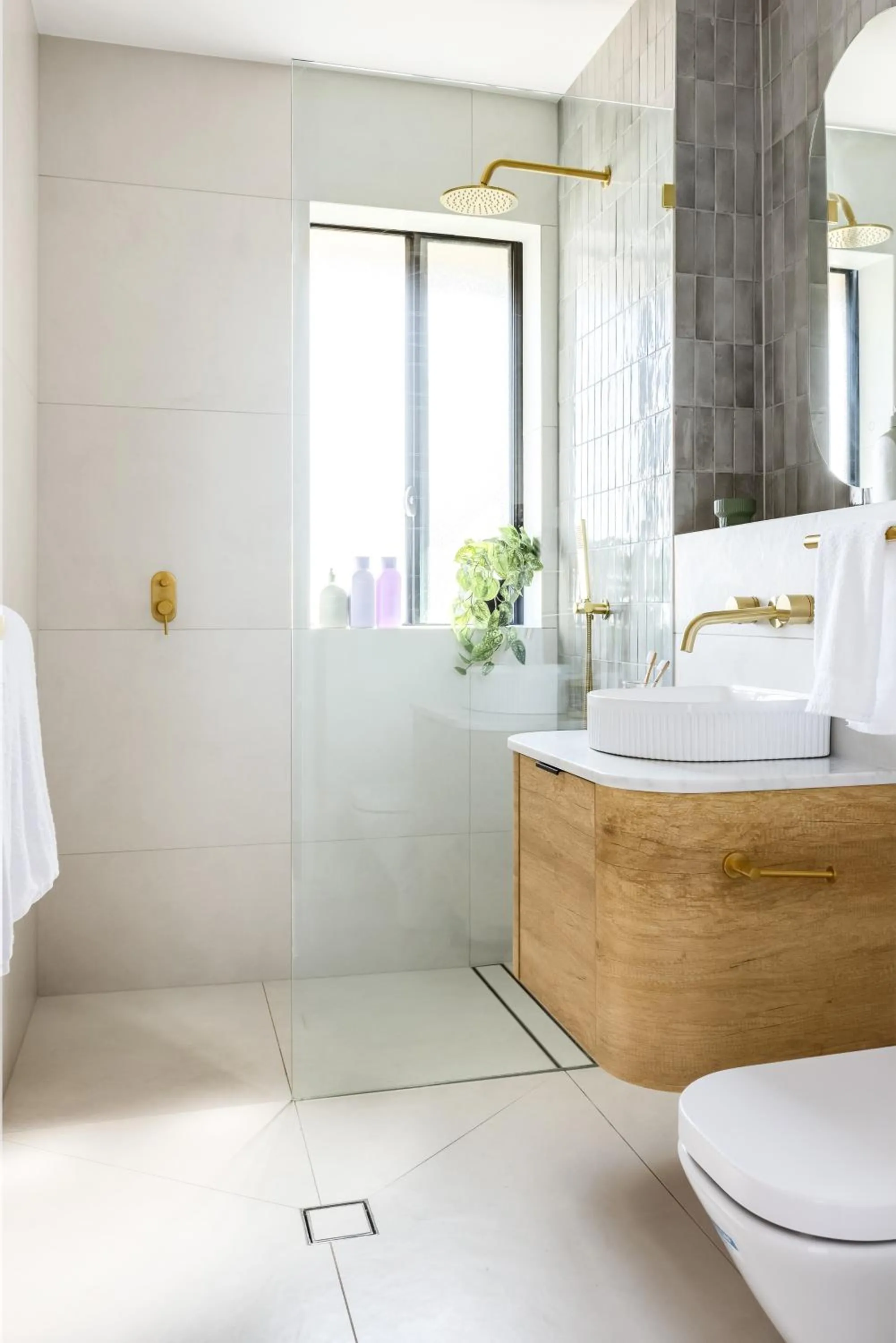 Kahlo Bondi - Luxury Escape - 2 Bedroom Furnished Apartments
