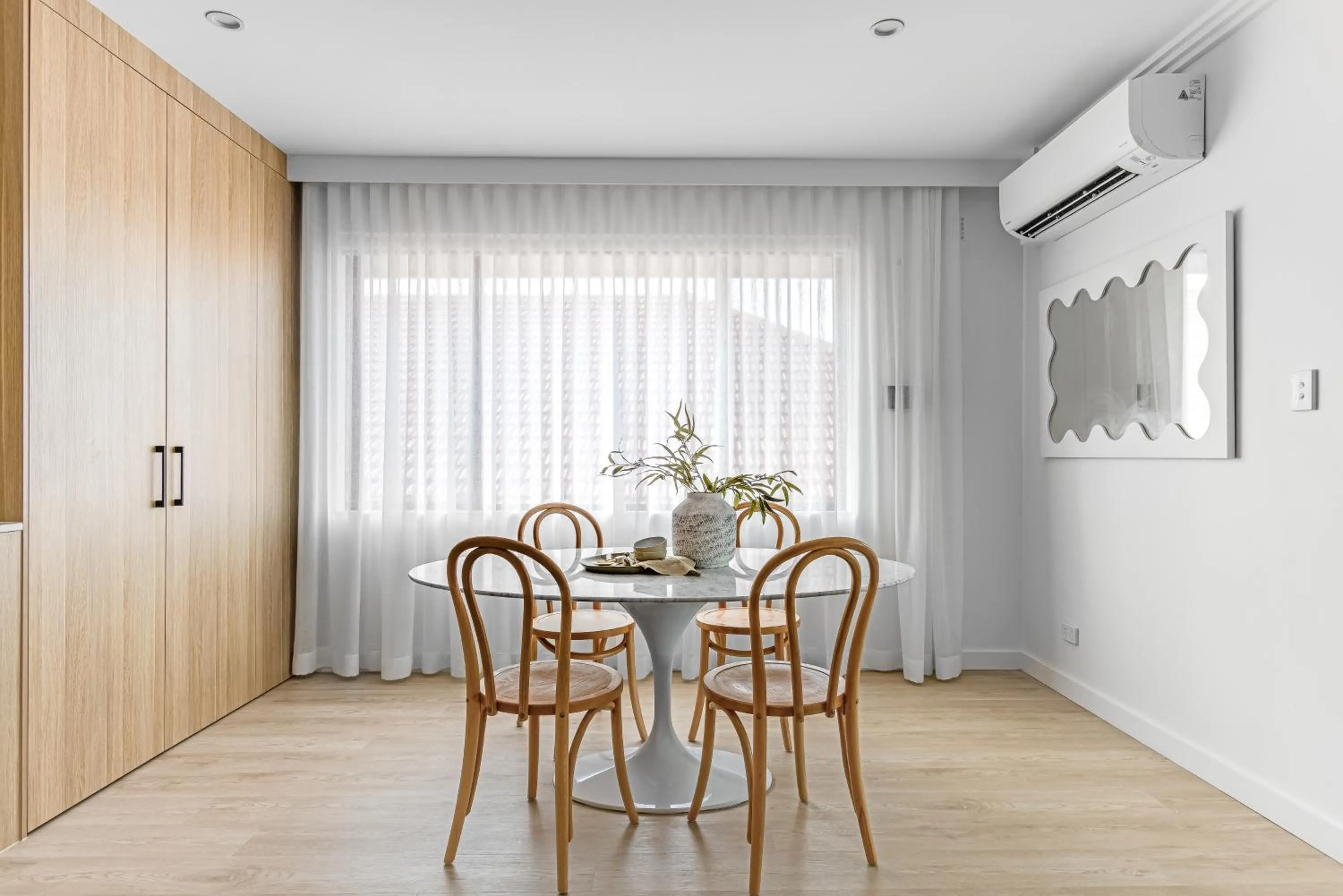 Kahlo Bondi - Luxury Escape - 2 Bedroom Furnished Apartments
