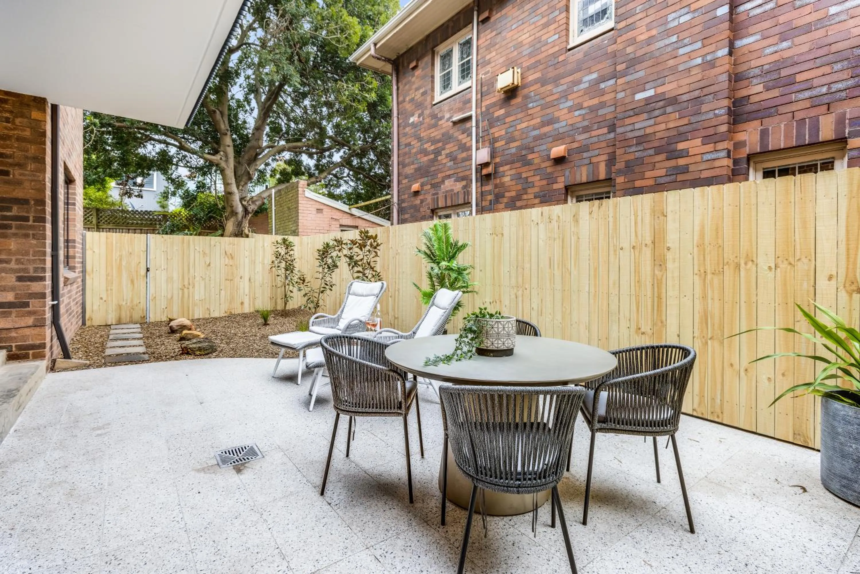Kahlo Bondi - Luxury Escape - 2 Bedroom Furnished Apartments