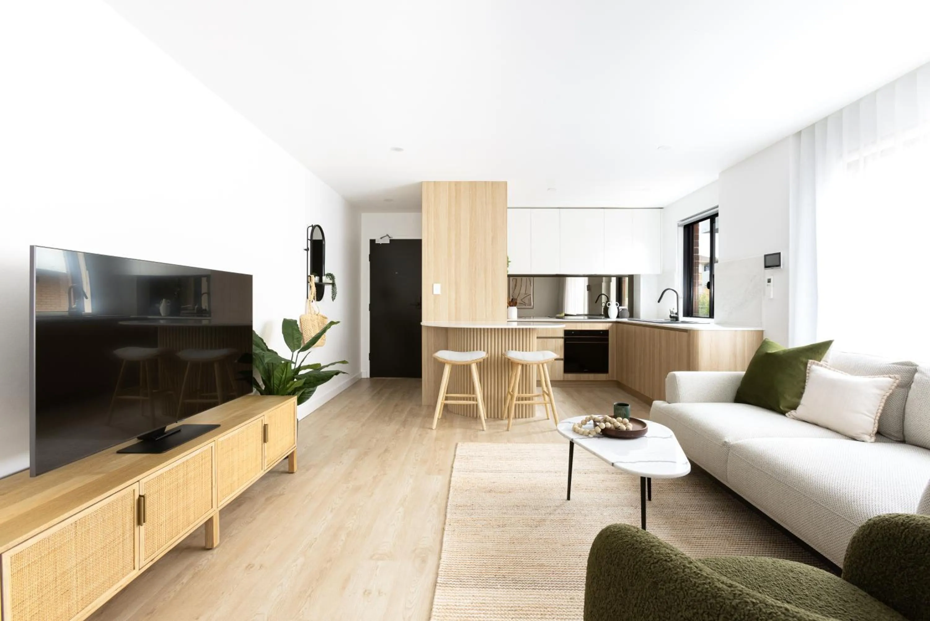 Kahlo Bondi - Luxury Escape - 2 Bedroom Furnished Apartments
