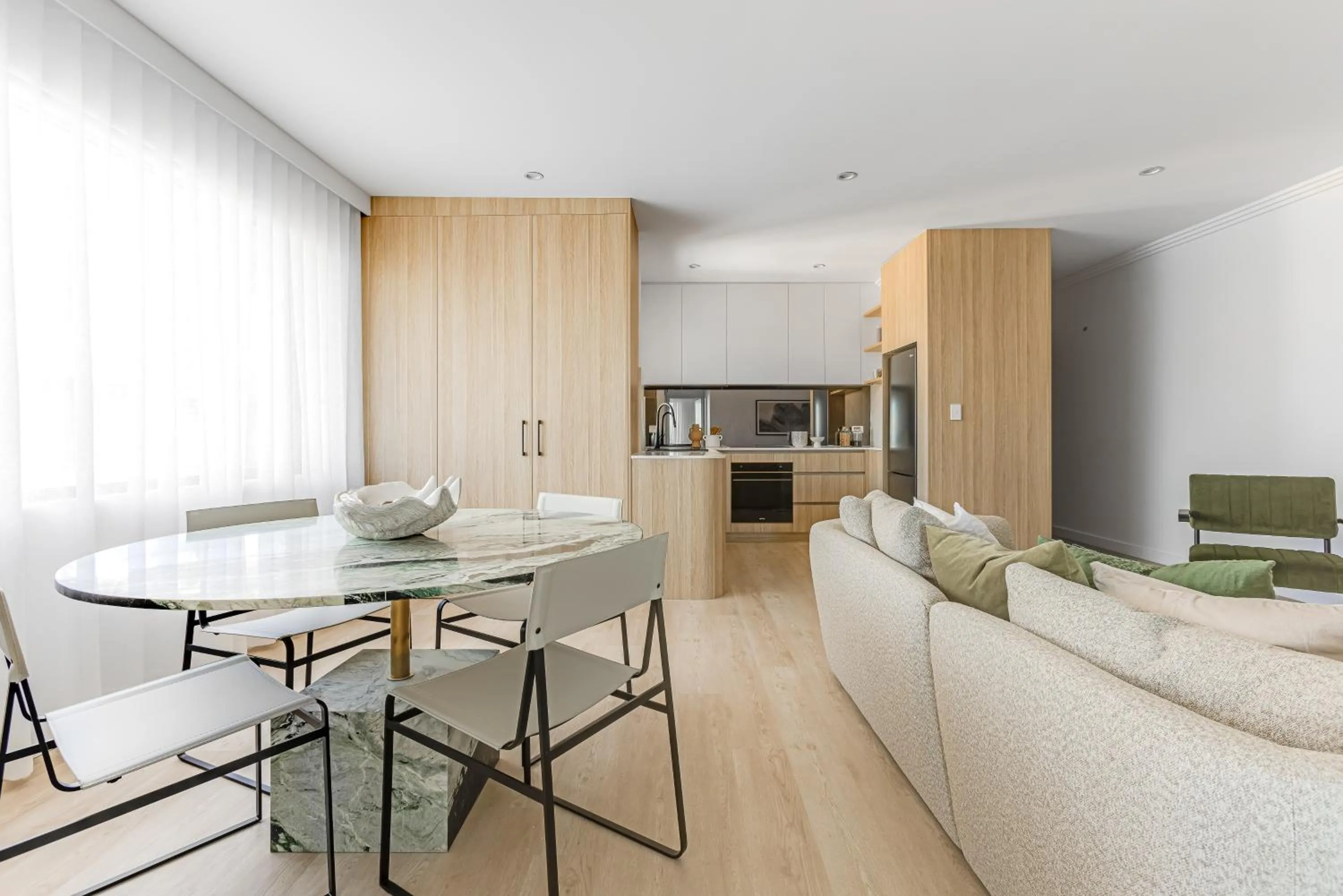 Kahlo Bondi - Luxury Escape - 2 Bedroom Furnished Apartments