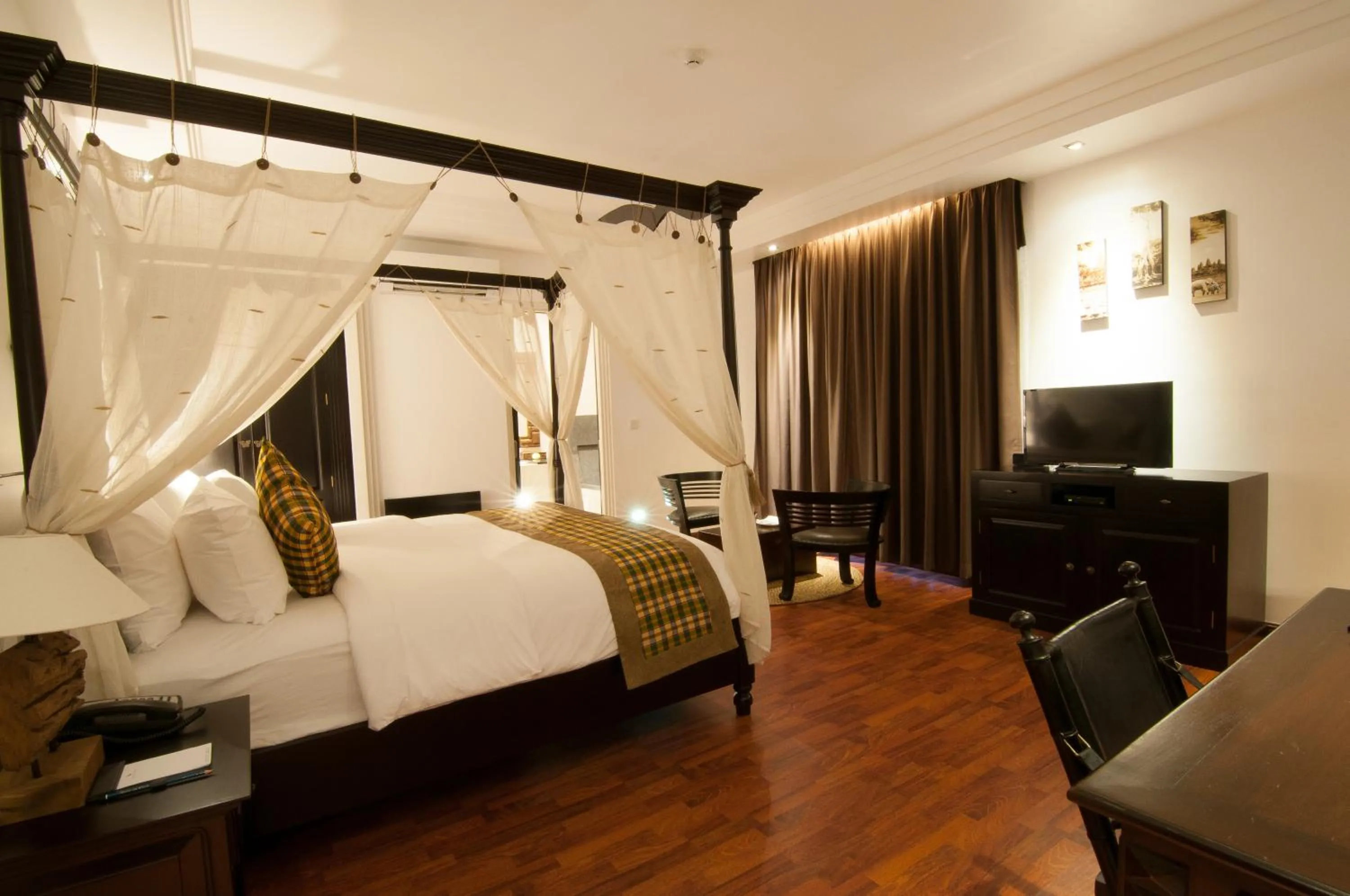 Bedroom, Bed in La Rose Suites