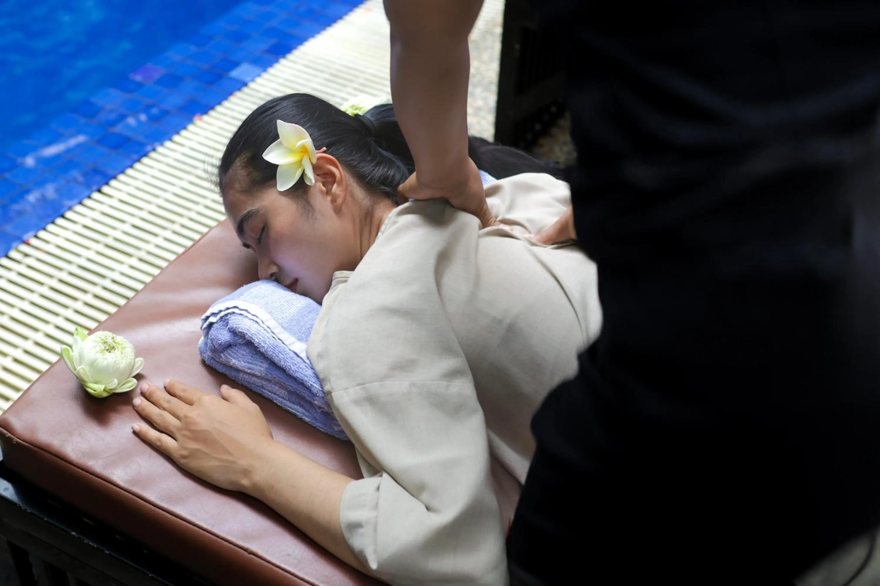 Massage in La Rose Suites