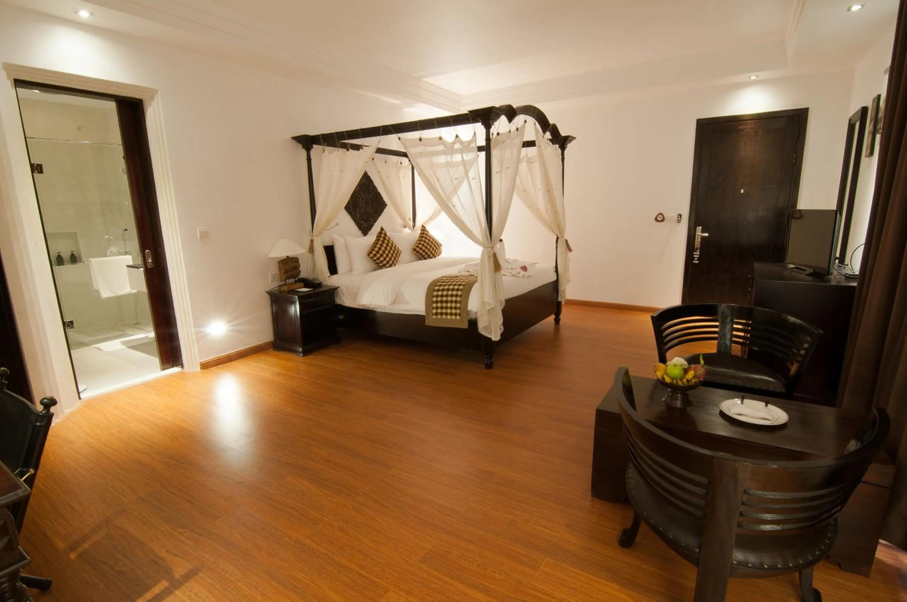 Bedroom, Bed in La Rose Suites