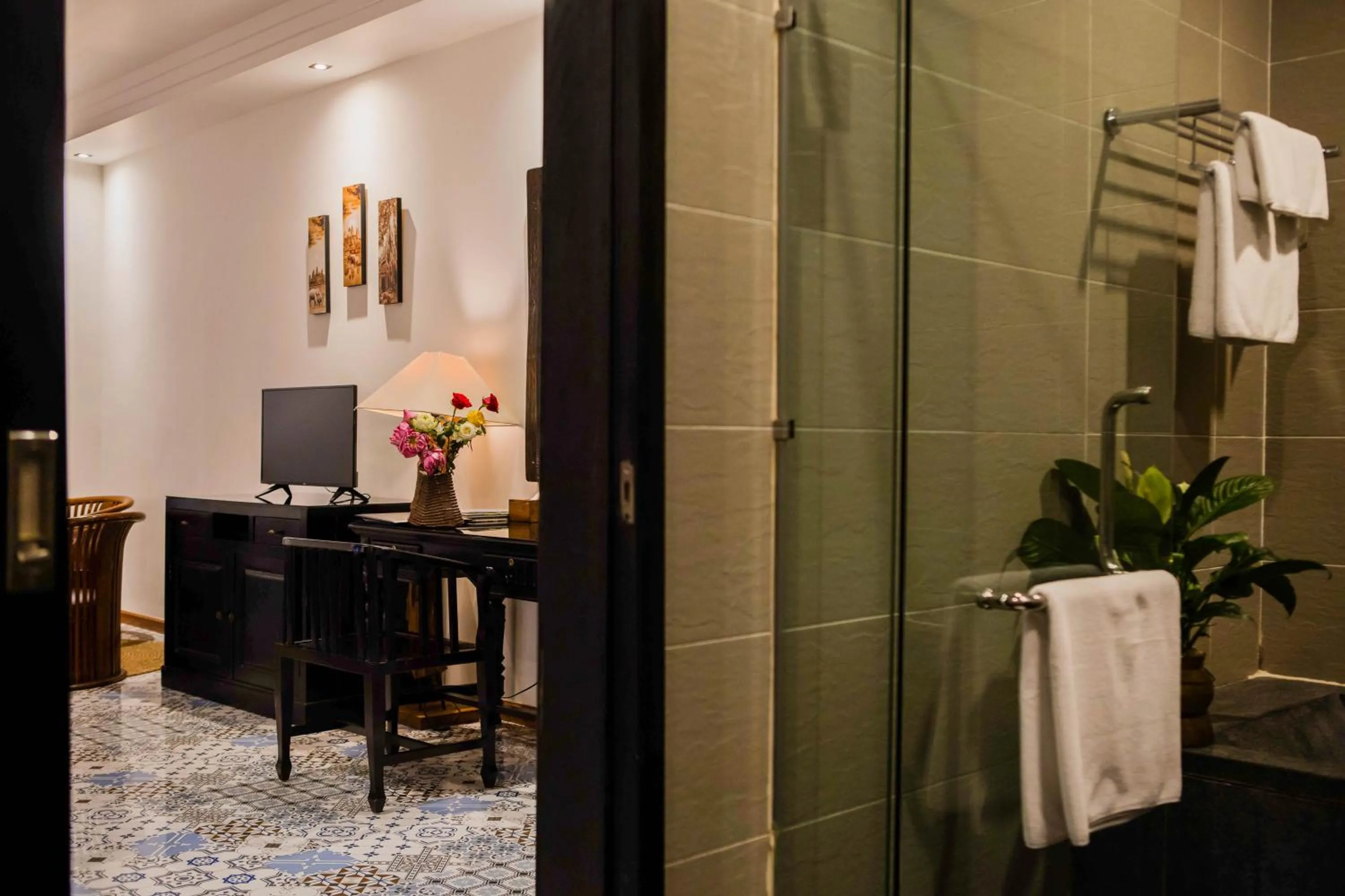 Bathroom in La Rose Suites