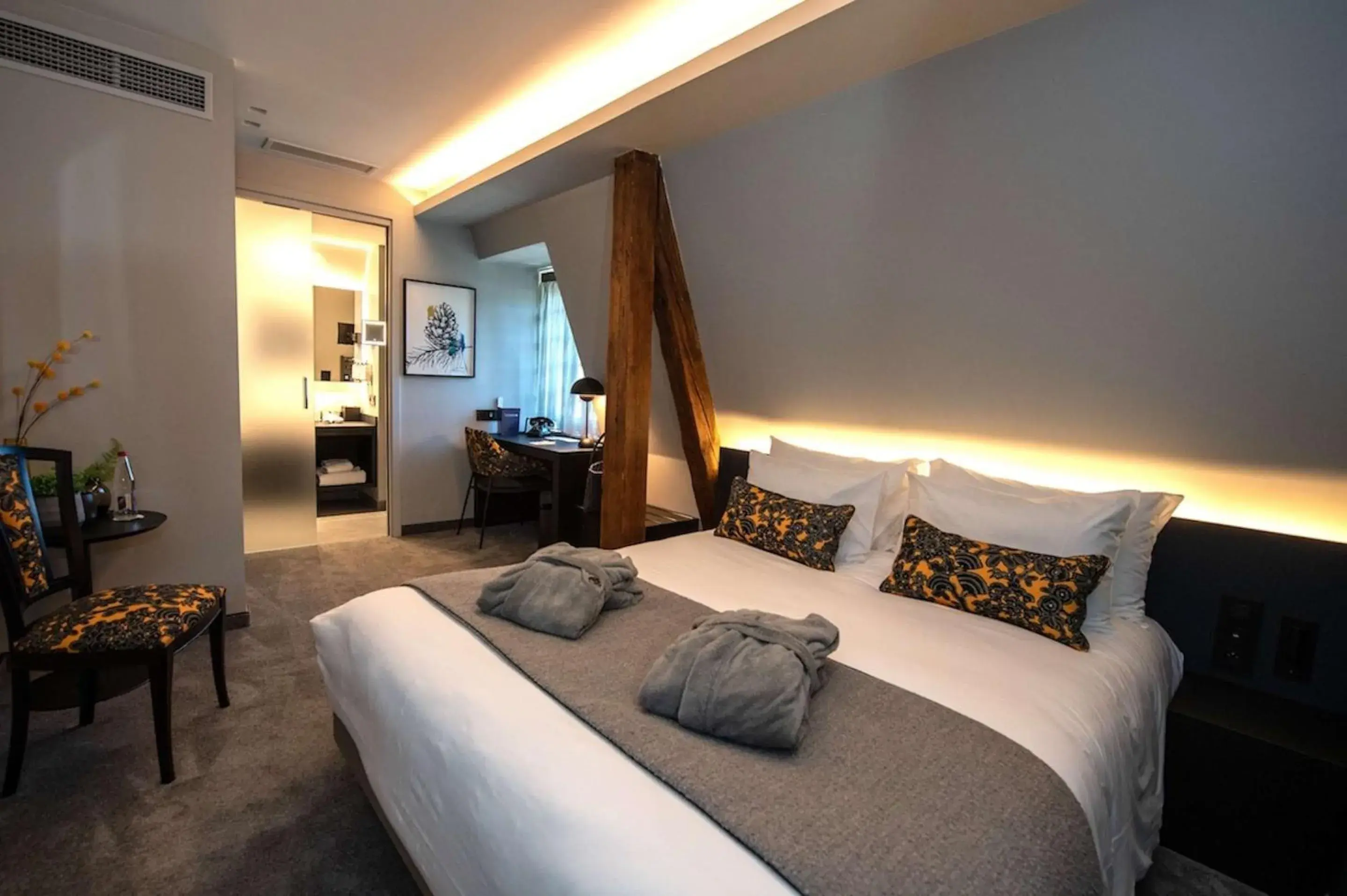 Bedroom, Bed in Best Western Premier Le Chapitre Hotel and Spa Bedroom, Bed in Best Western Premier Le Chapitre Hotel and Spa