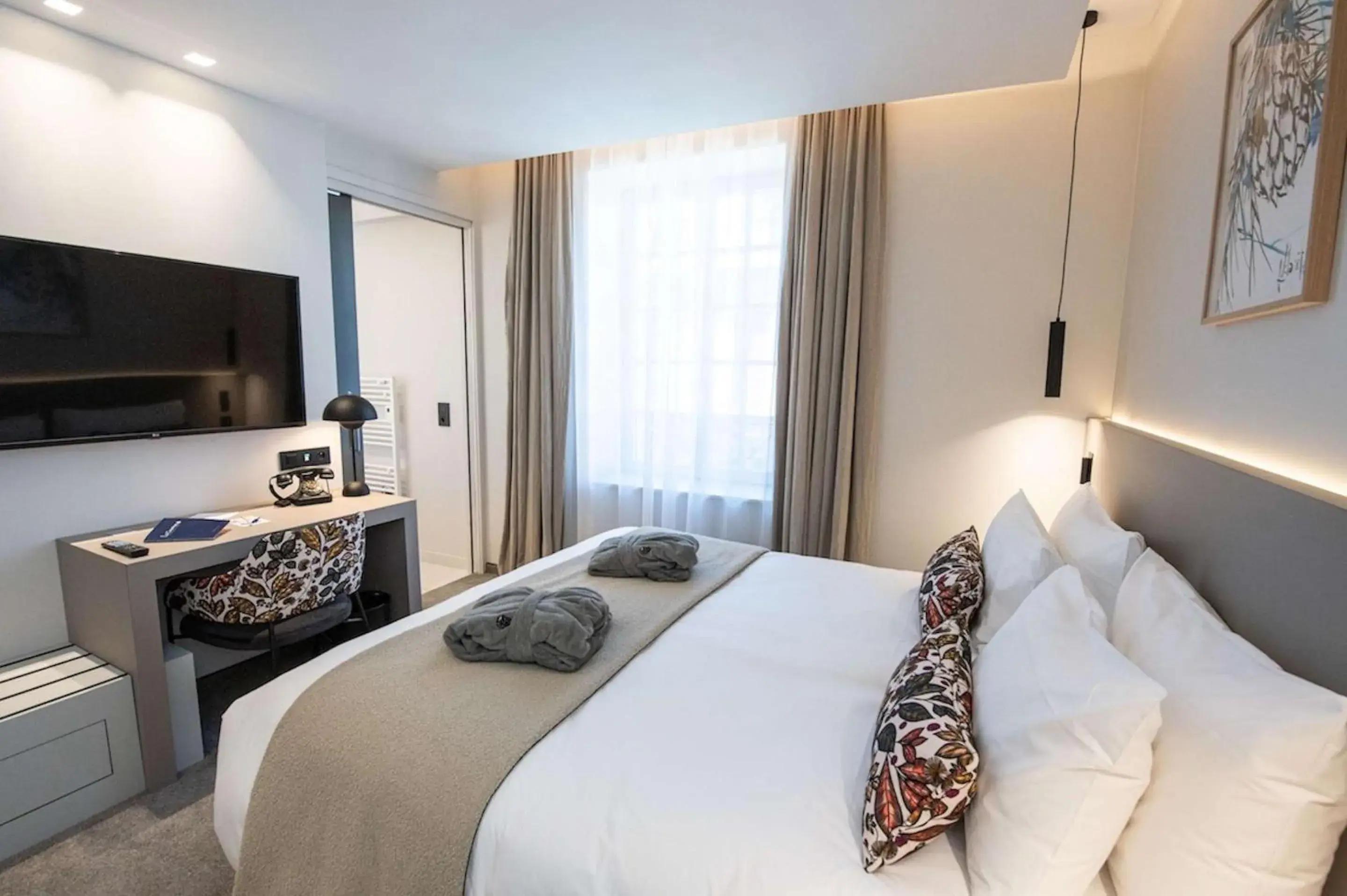 Bedroom, Bed in Best Western Premier Le Chapitre Hotel and Spa Bedroom, Bed in Best Western Premier Le Chapitre Hotel and Spa