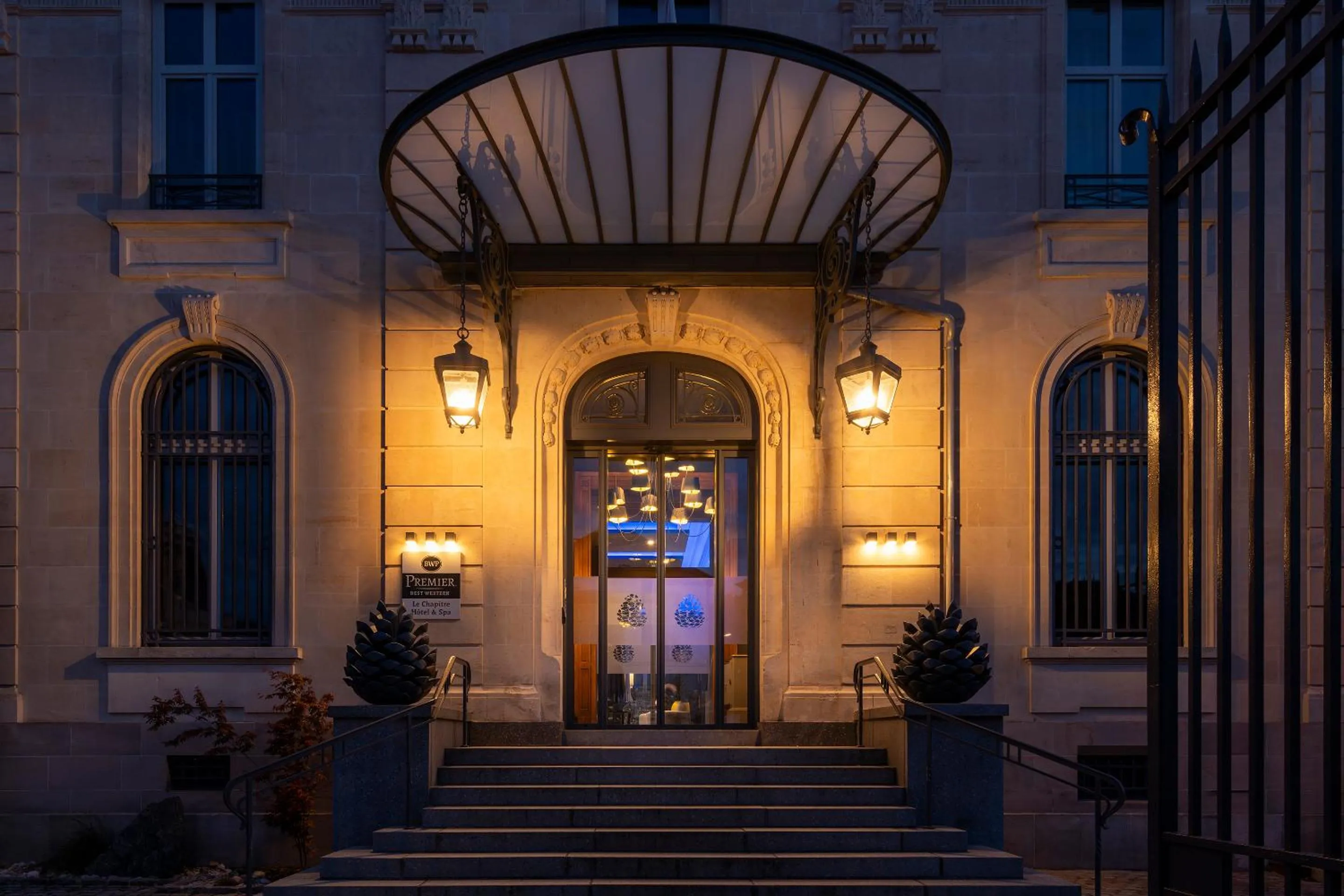 Property building in Best Western Premier Le Chapitre Hotel and Spa