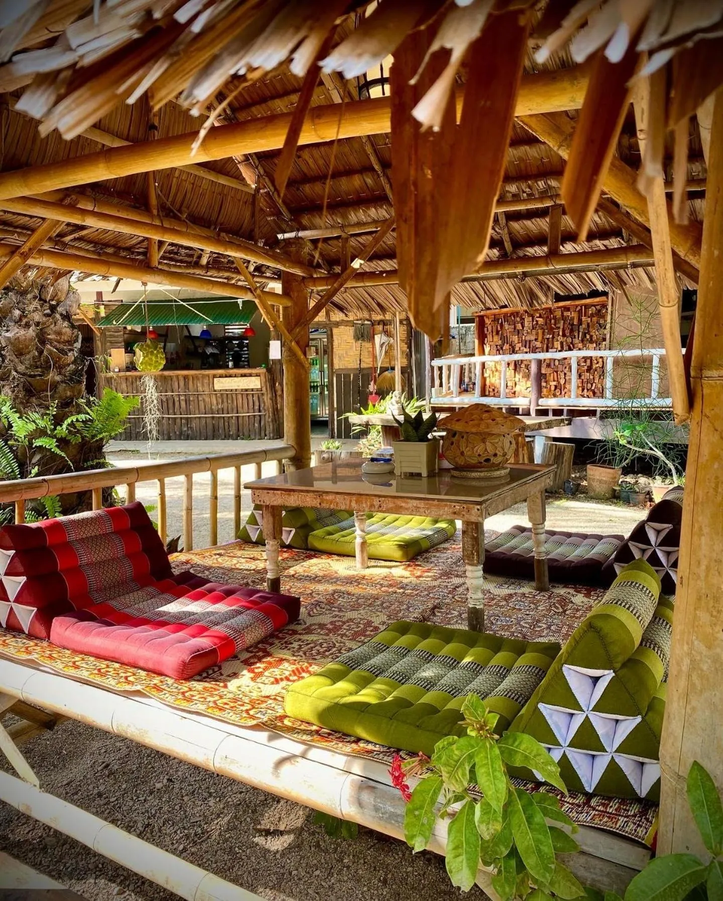 Lounge or bar in Leaf House Bungalows SHA PLUS approved