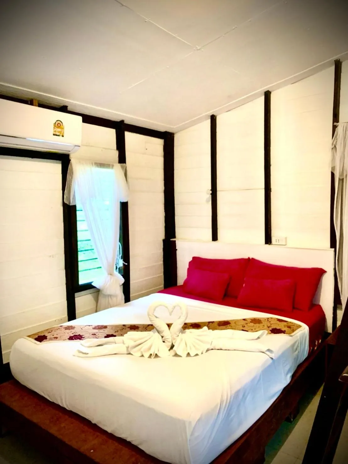 Bed in Leaf House Bungalows SHA PLUS approved