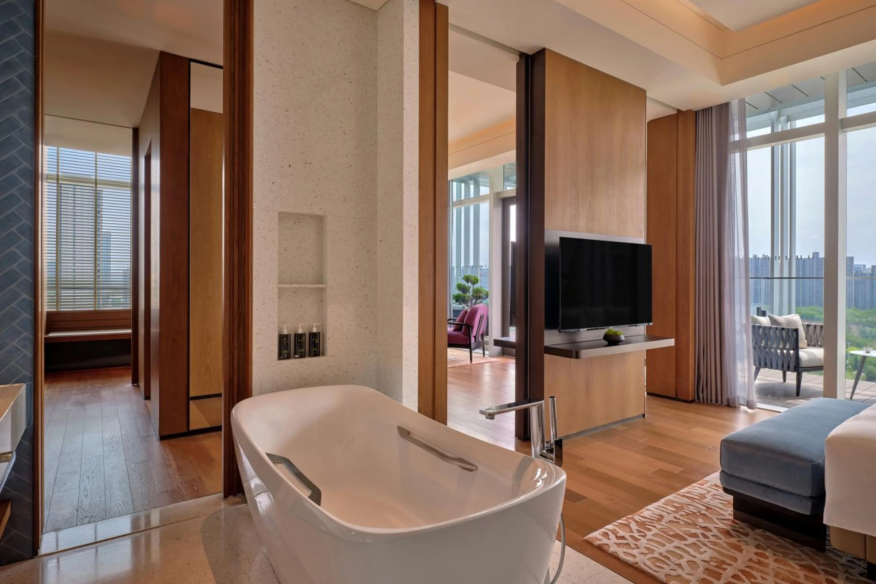 Toilet, Bed in Hyatt Centric Gaoxin Xi'An