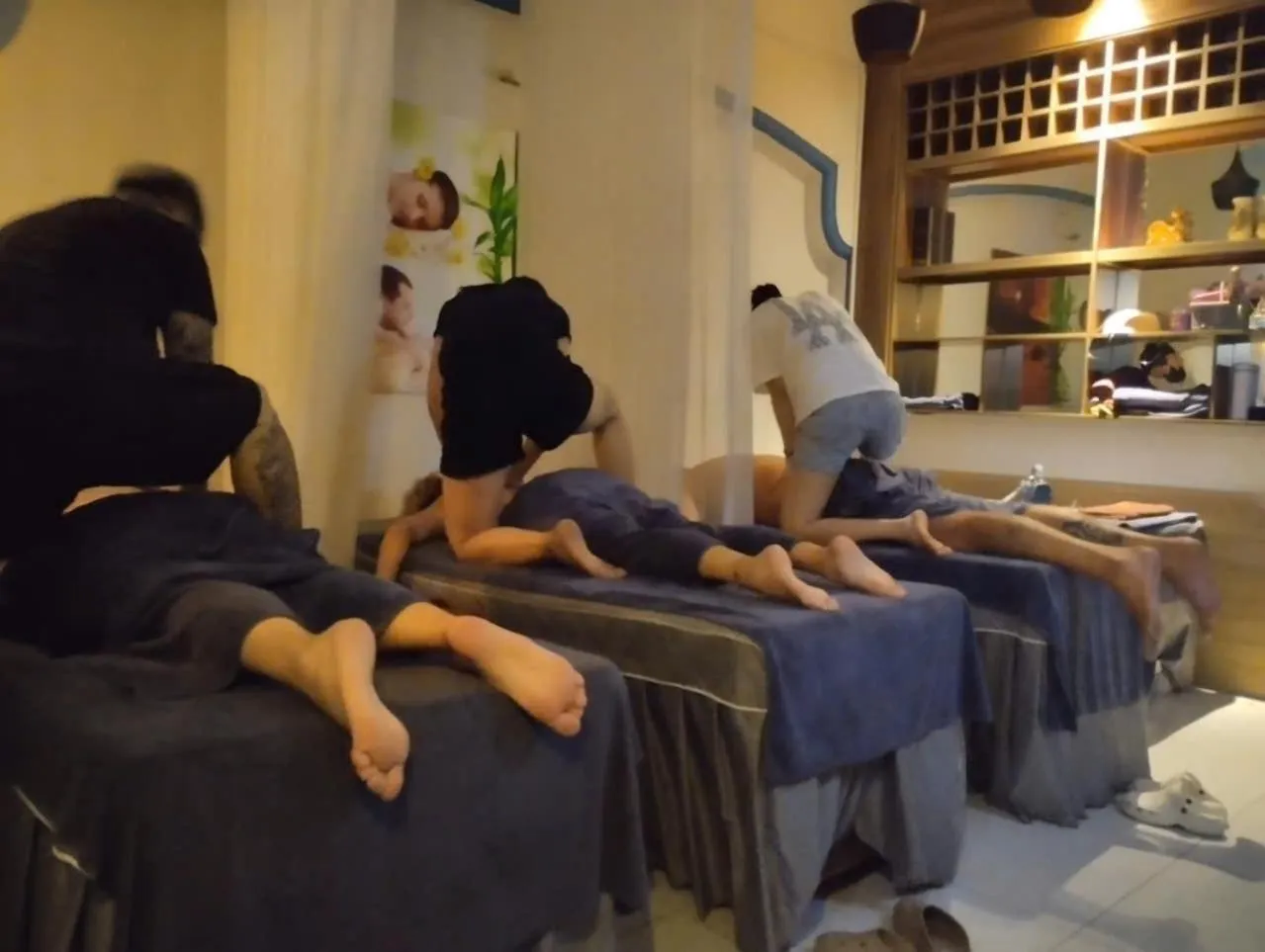Spa and wellness centre/facilities in Hanoi Eastern Gate Hostel & Spa