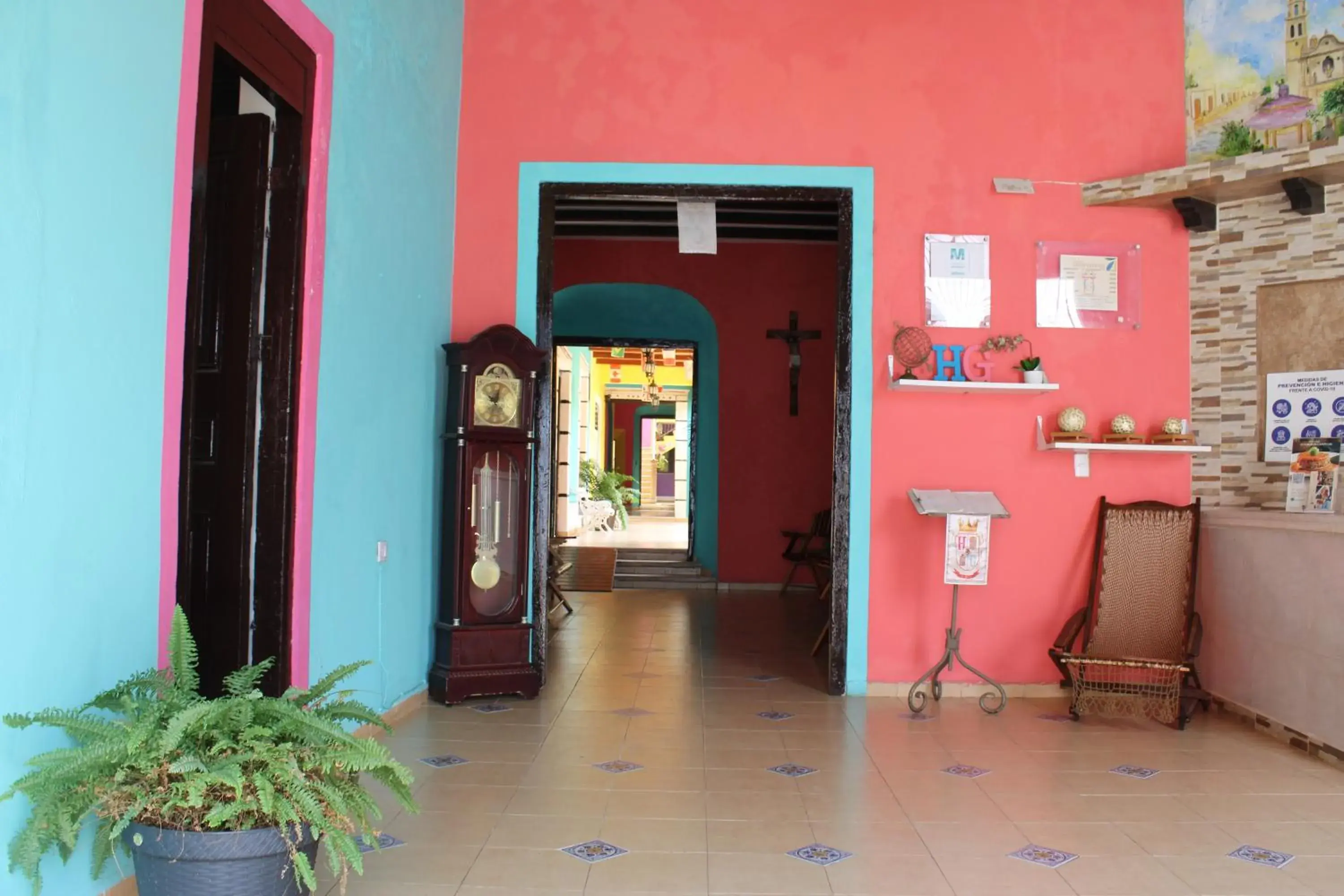Facade/entrance in Hotel Guaranducha Inn Facade/entrance in Hotel Guaranducha Inn