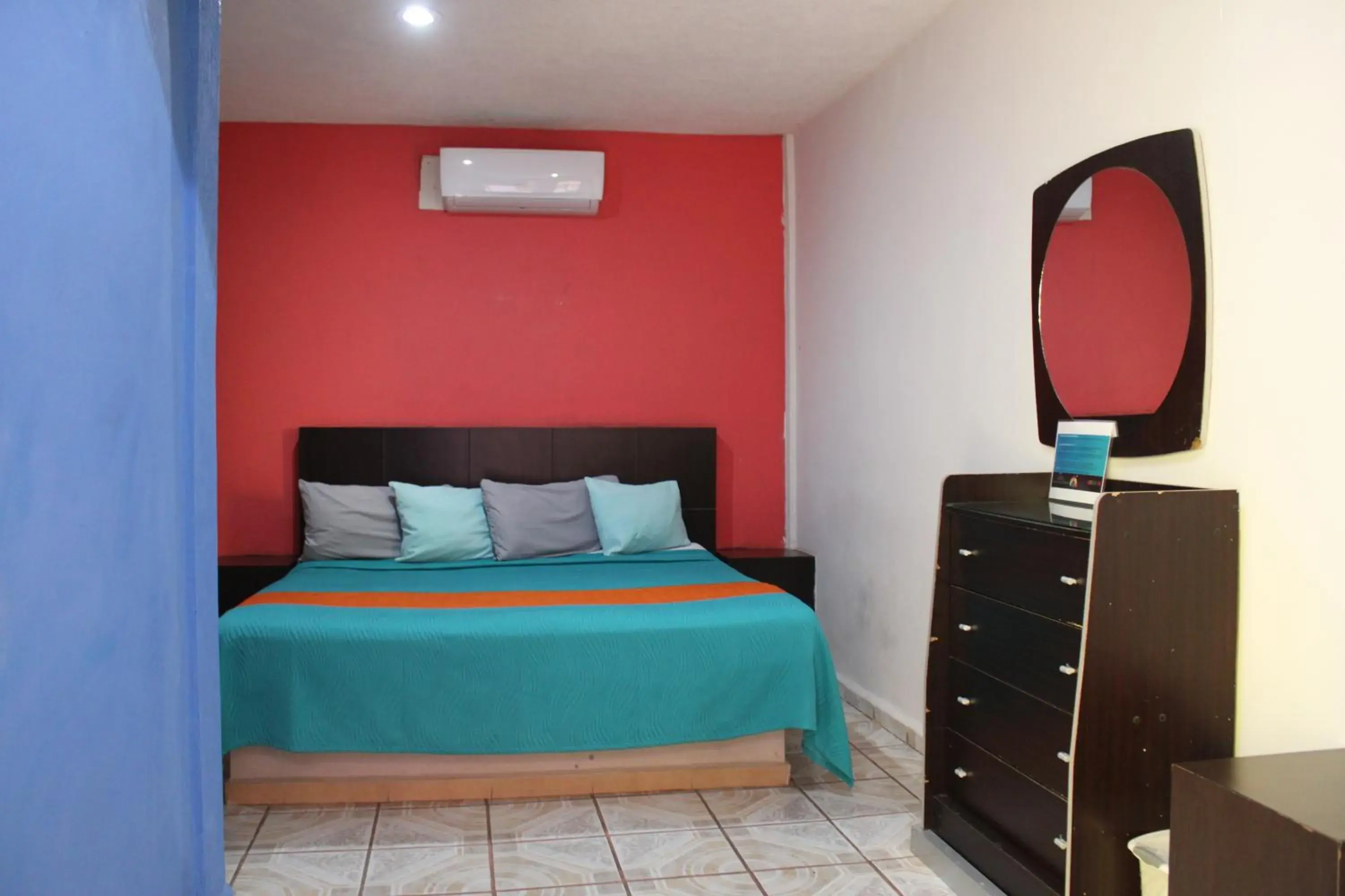 Bedroom, Bed in Hotel Guaranducha Inn Bedroom, Bed in Hotel Guaranducha Inn