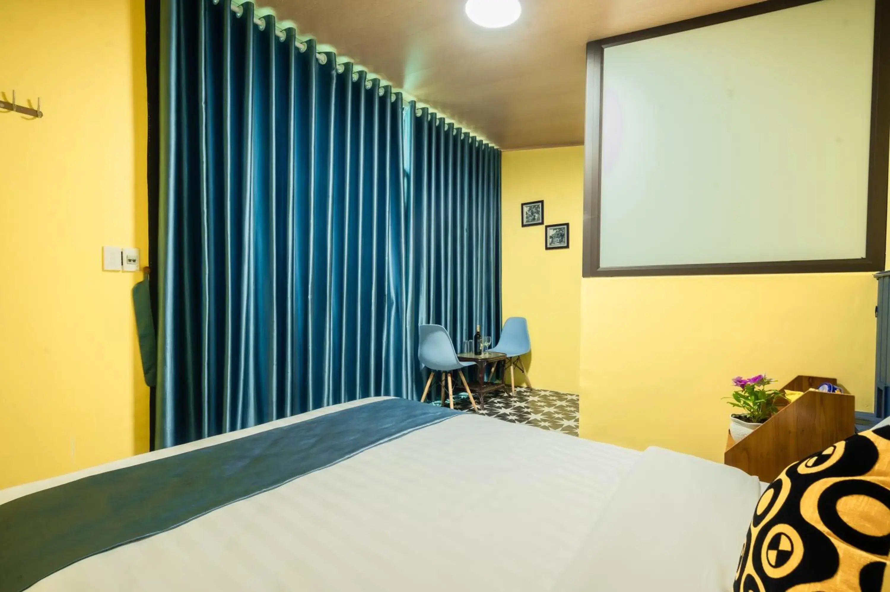 Bungalow Double or Twin with Mountain & Garden View - single occupancy in Catba Papillon Garden Bungalows & Resort Bungalow Double or Twin with Mountain & Garden View - single occupancy in Catba Papillon Garden Bungalows & Resort