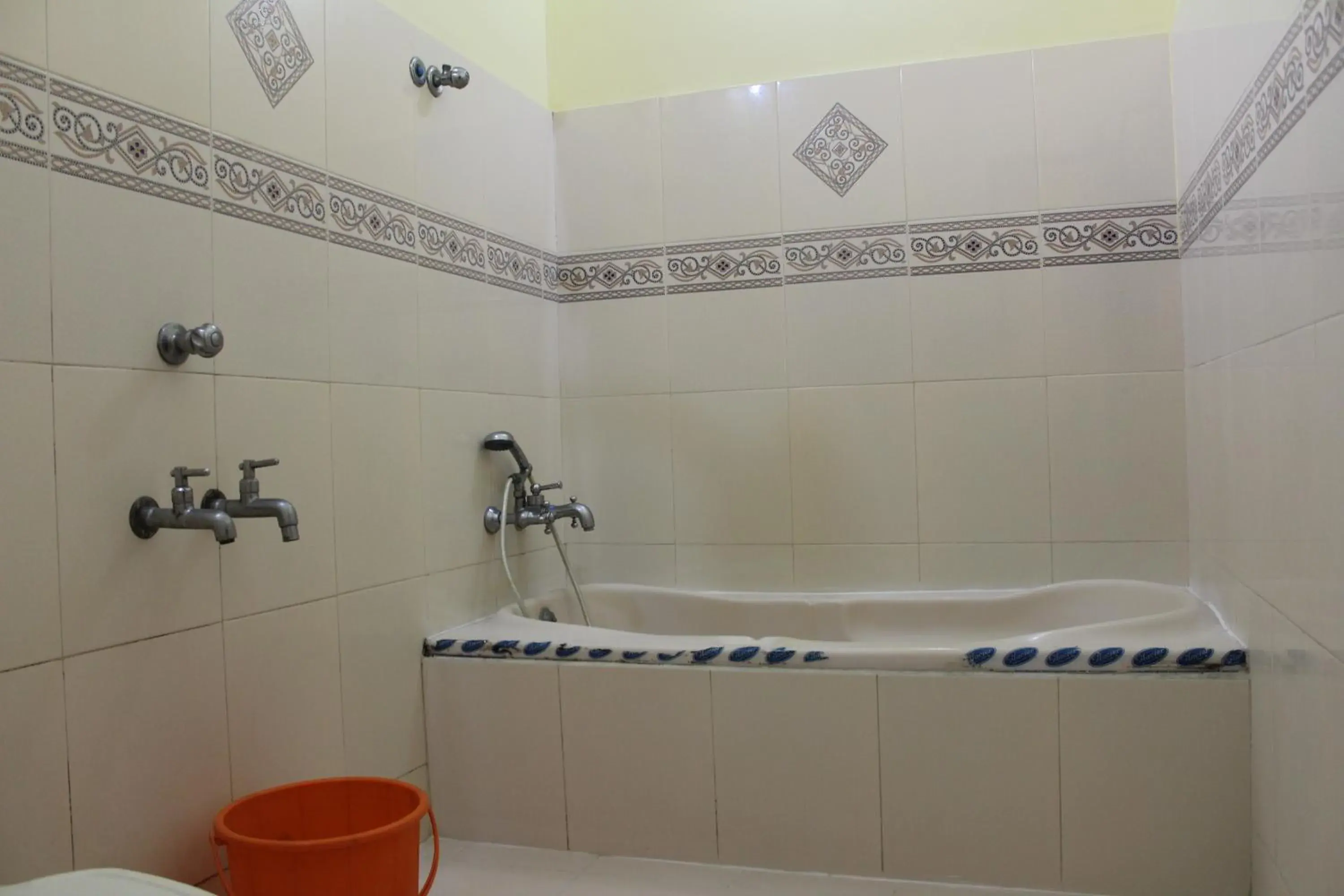 Bathroom in Hotel Sea View Palace - the beach hotel Bathroom in Hotel Sea View Palace - the beach hotel