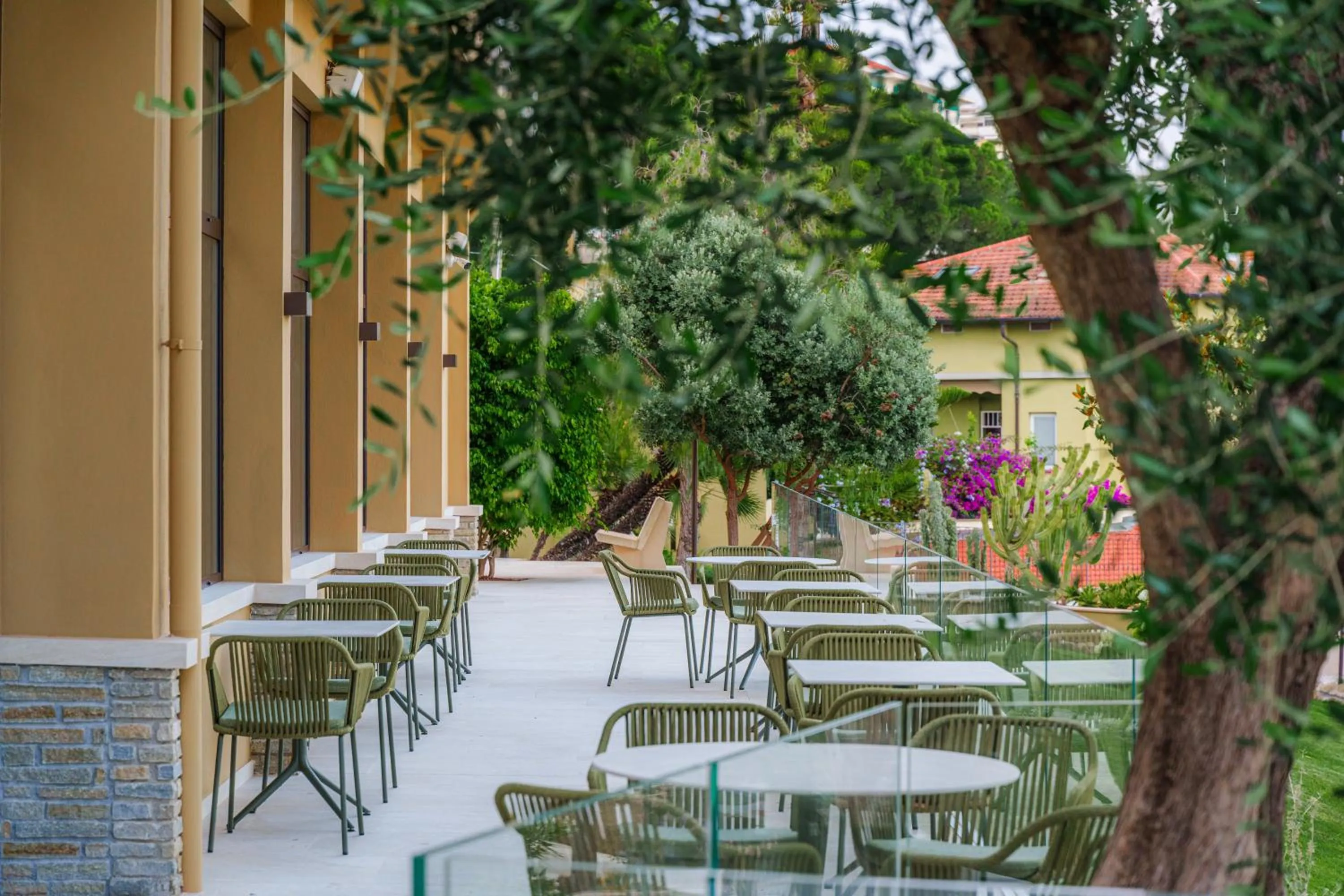 Restaurant/places to eat in Hotel Villa Levi