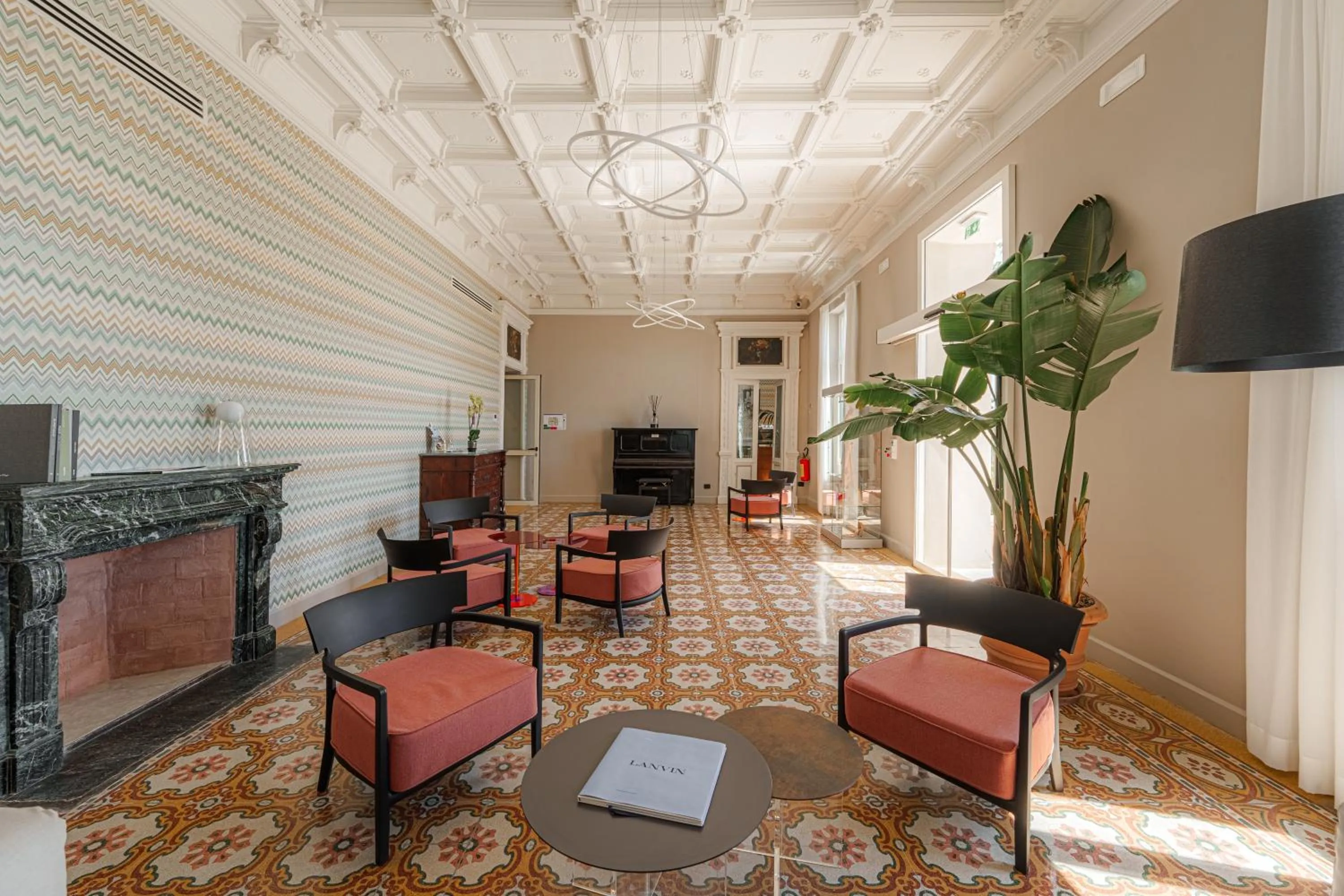 Communal lounge/ TV room in Hotel Villa Levi