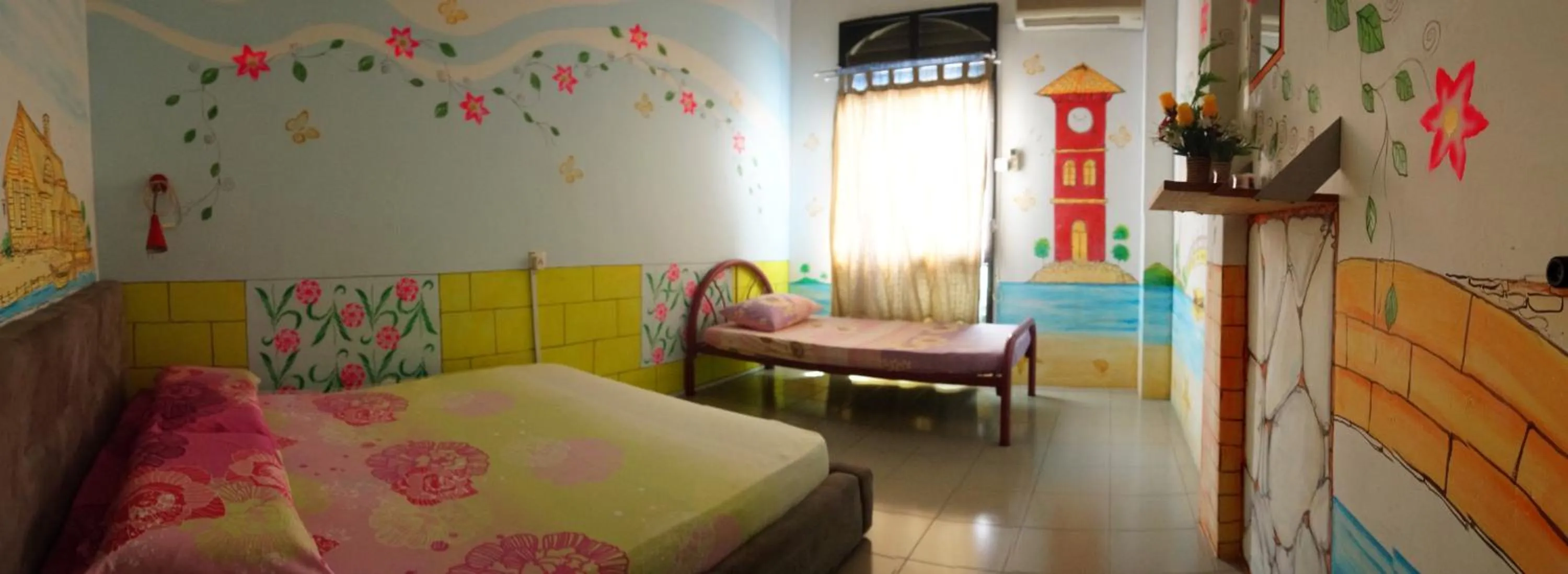 Bedroom, Bed in Old Town Guest House