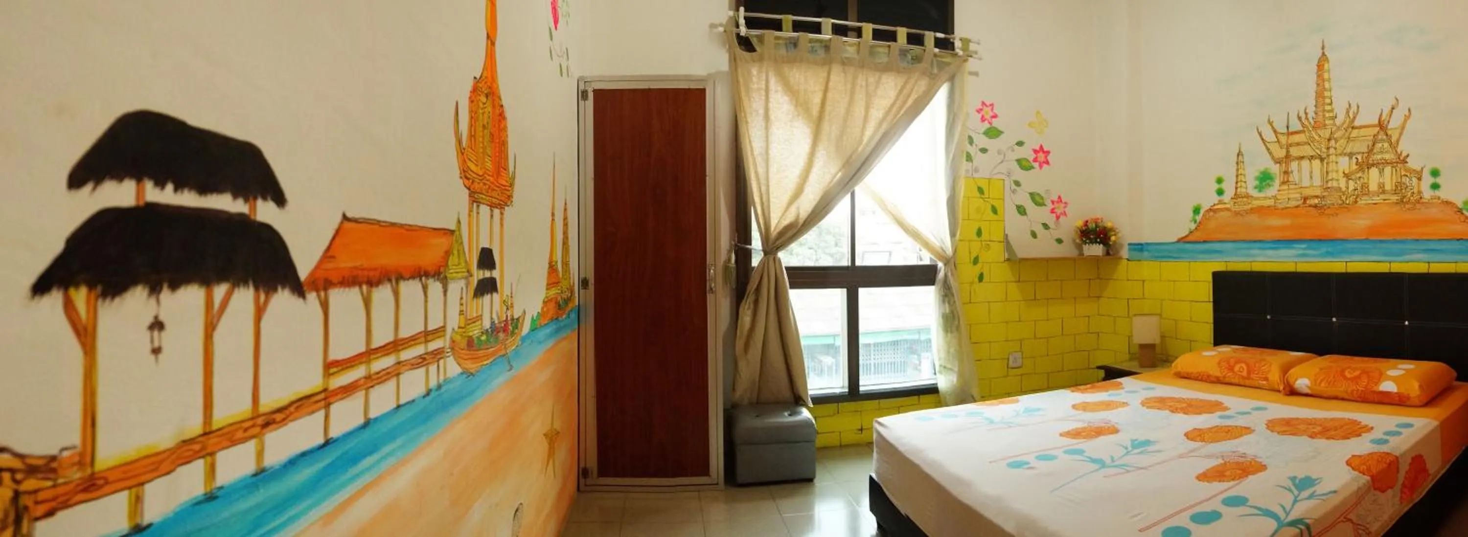 Bedroom, Bed in Old Town Guest House