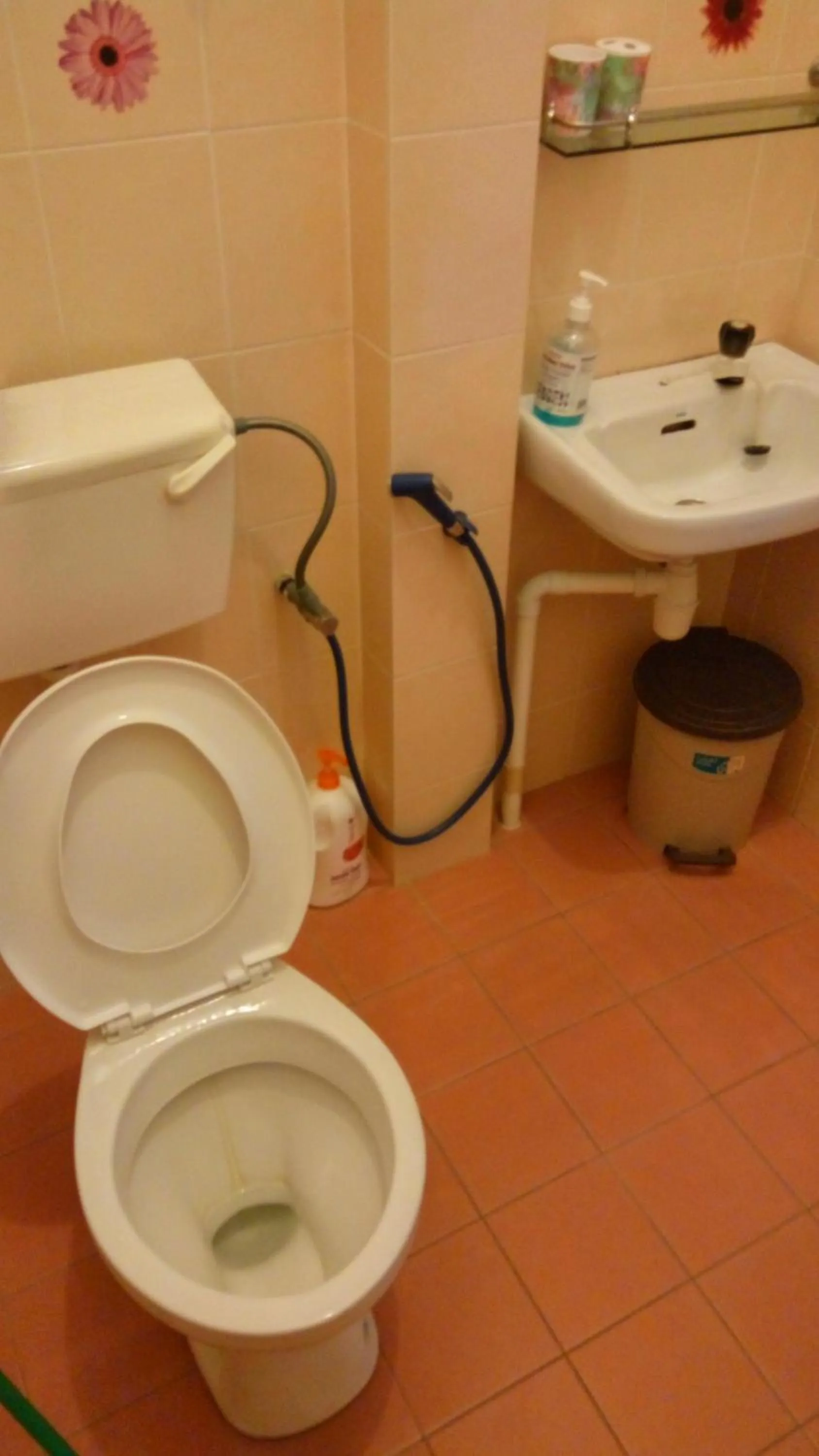 Toilet in Old Town Guest House