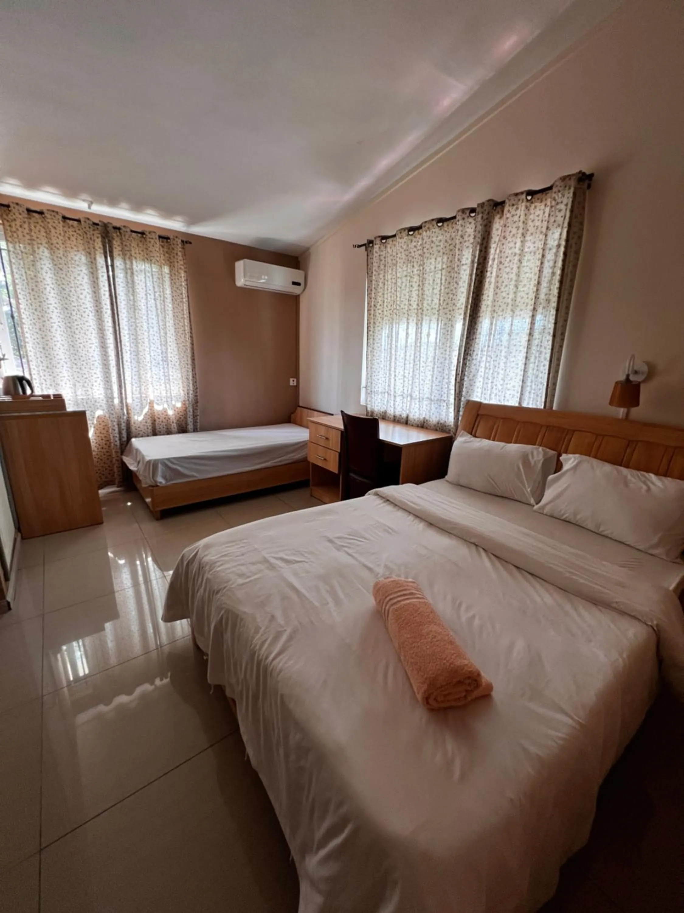 Bed in Vintage Lodge