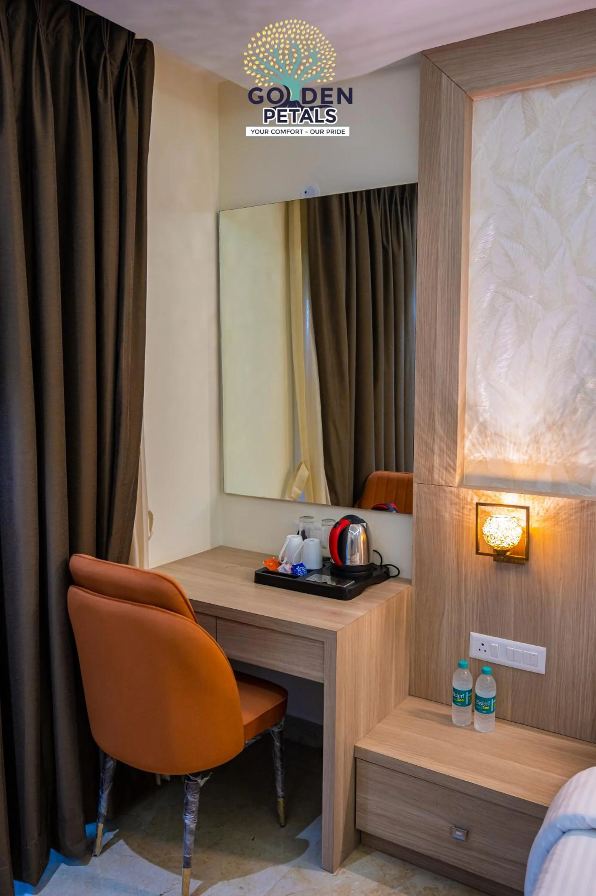 Bed in Hotel Golden Petals