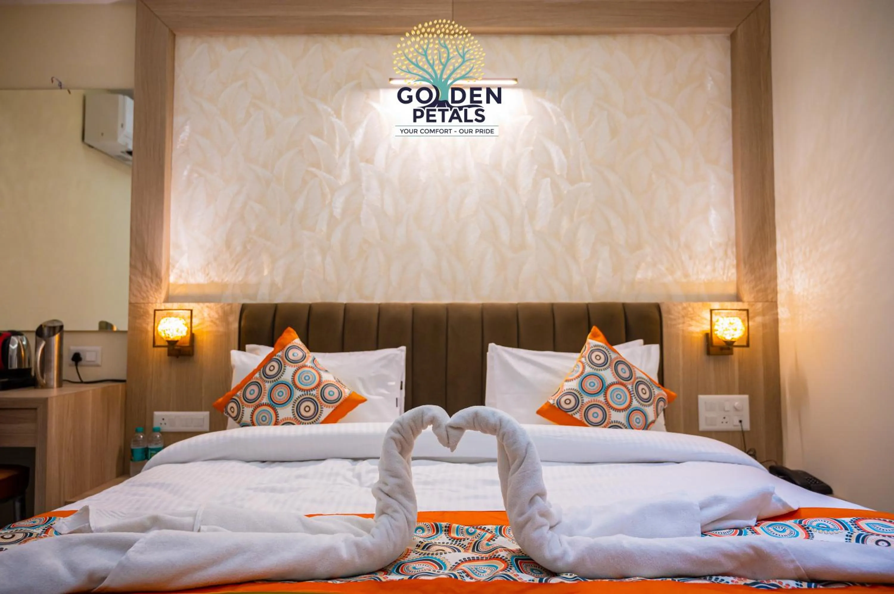 Bed in Hotel Golden Petals