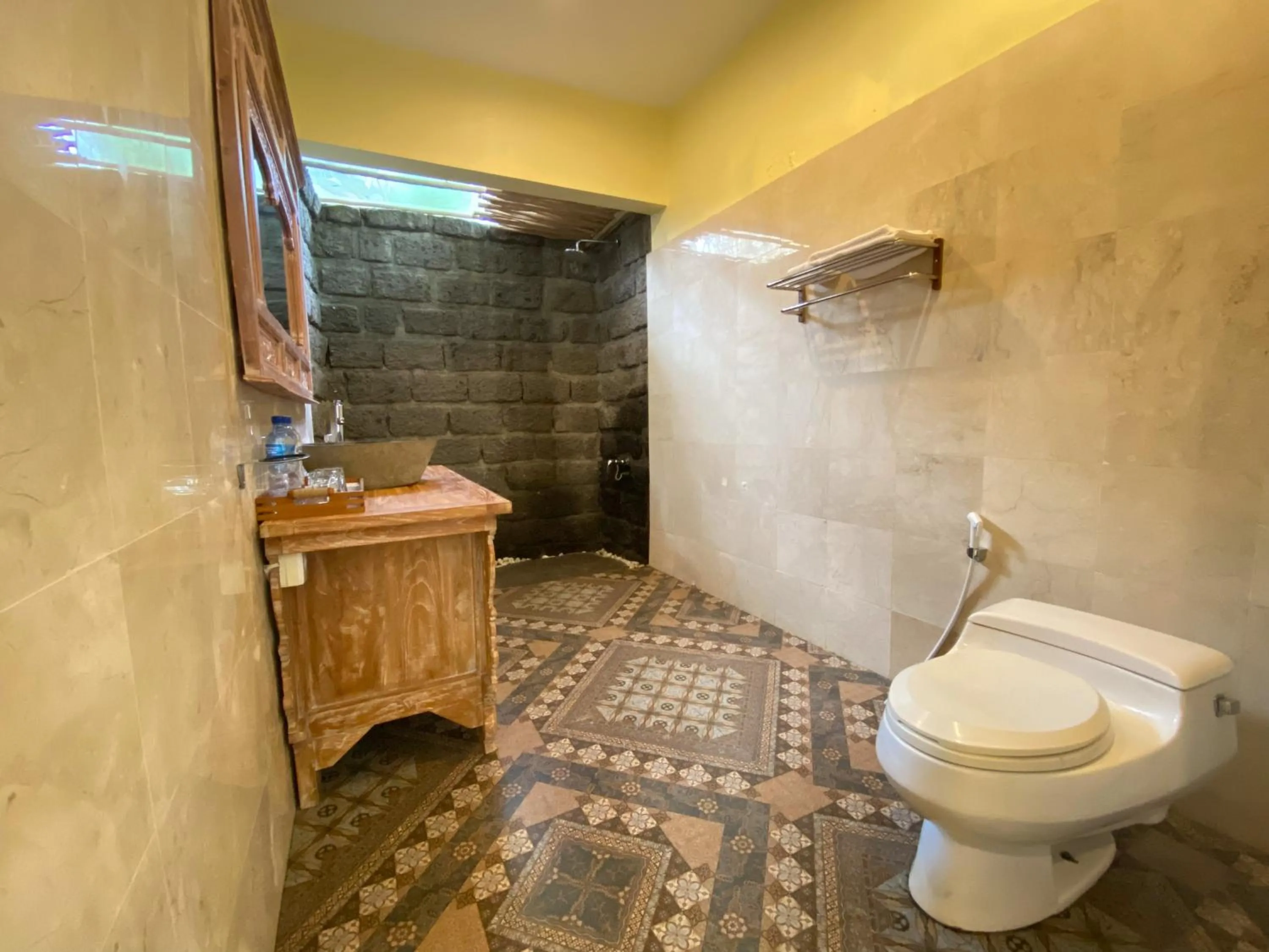 Shower in Uma Linggah Resort by Puri Signatures