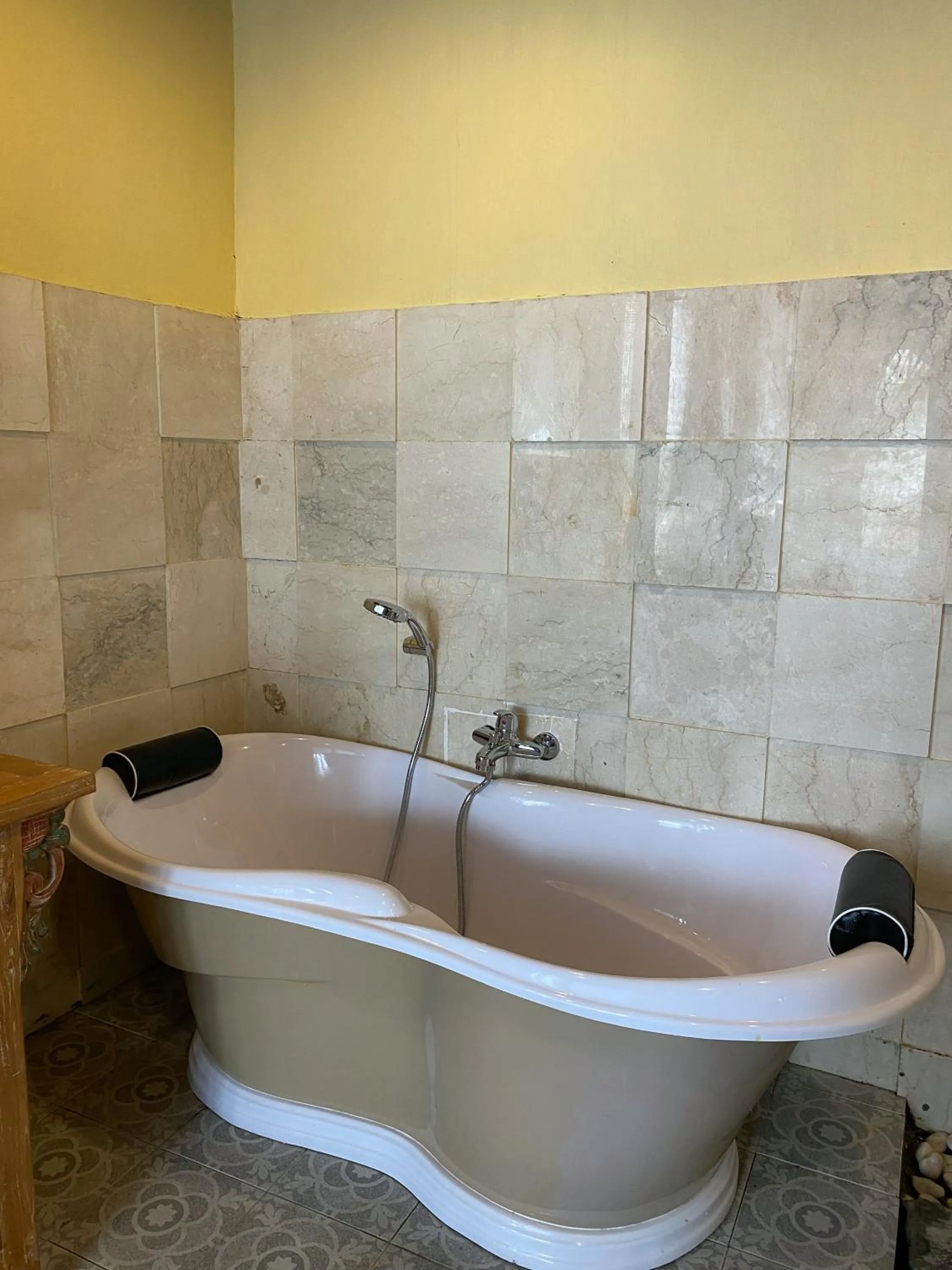 Hot Tub in Uma Linggah Resort by Puri Signatures