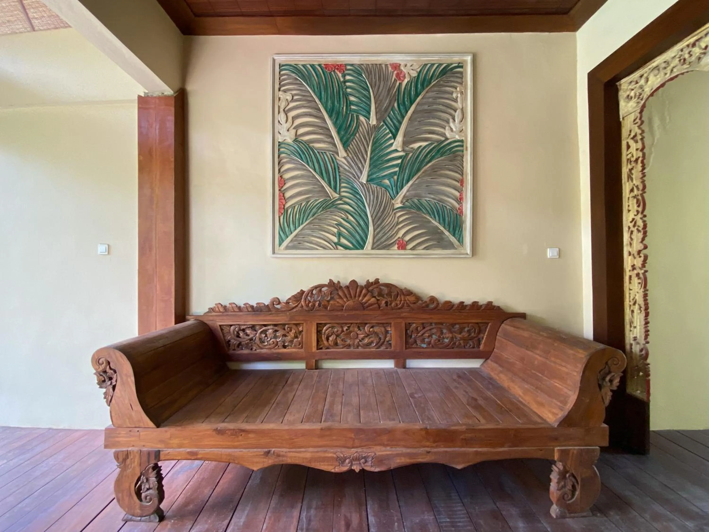 Living room in Uma Linggah Resort by Puri Signatures