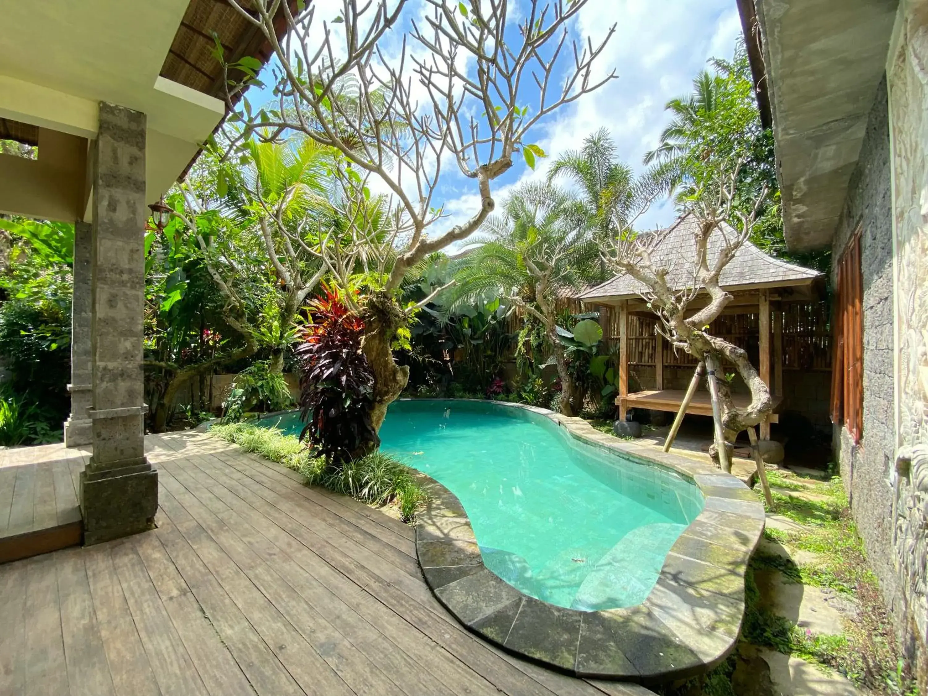 Swimming pool in Uma Linggah Resort by Puri Signatures Swimming pool in Uma Linggah Resort by Puri Signatures