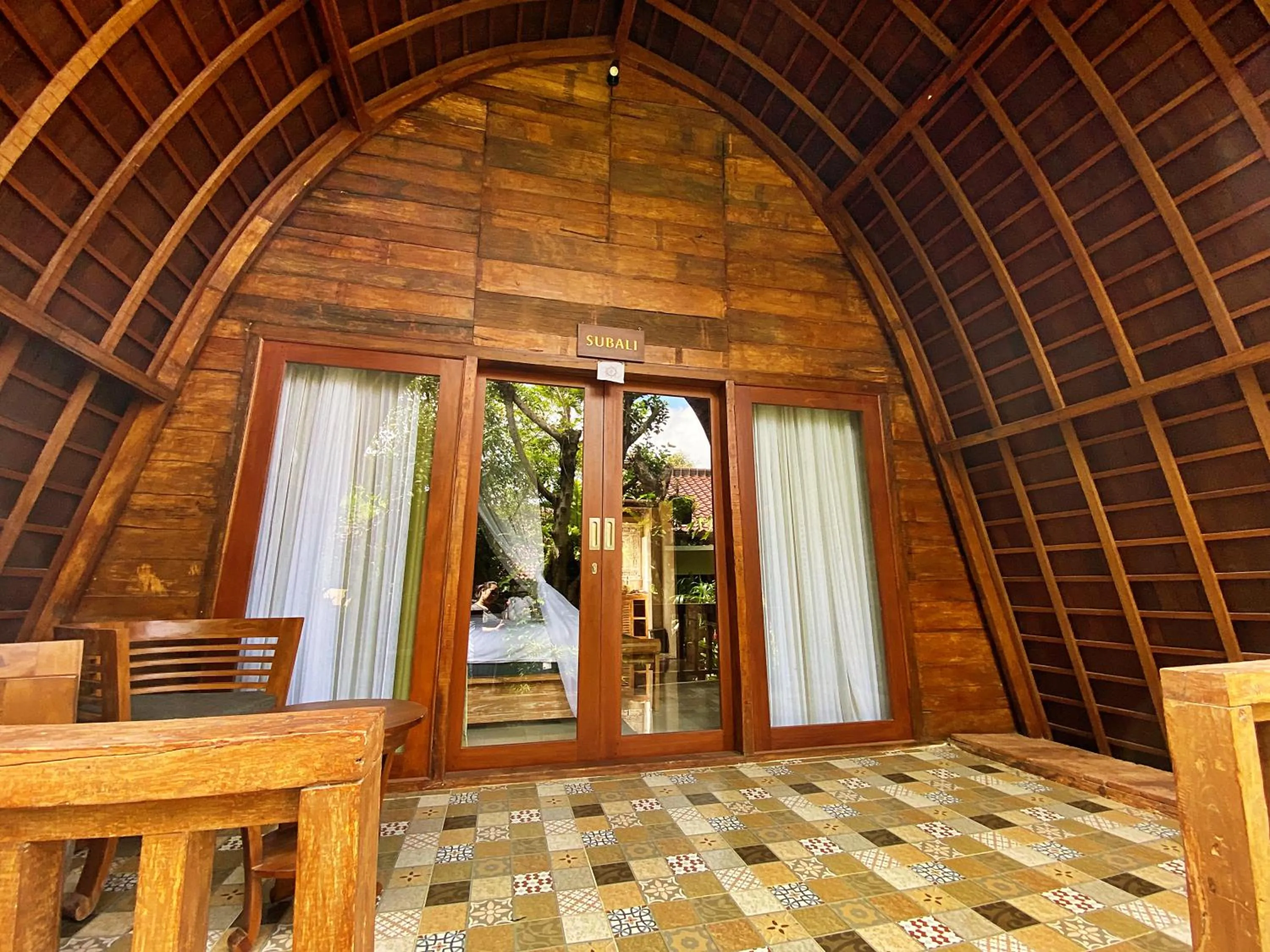 Dining area in Uma Linggah Resort by Puri Signatures