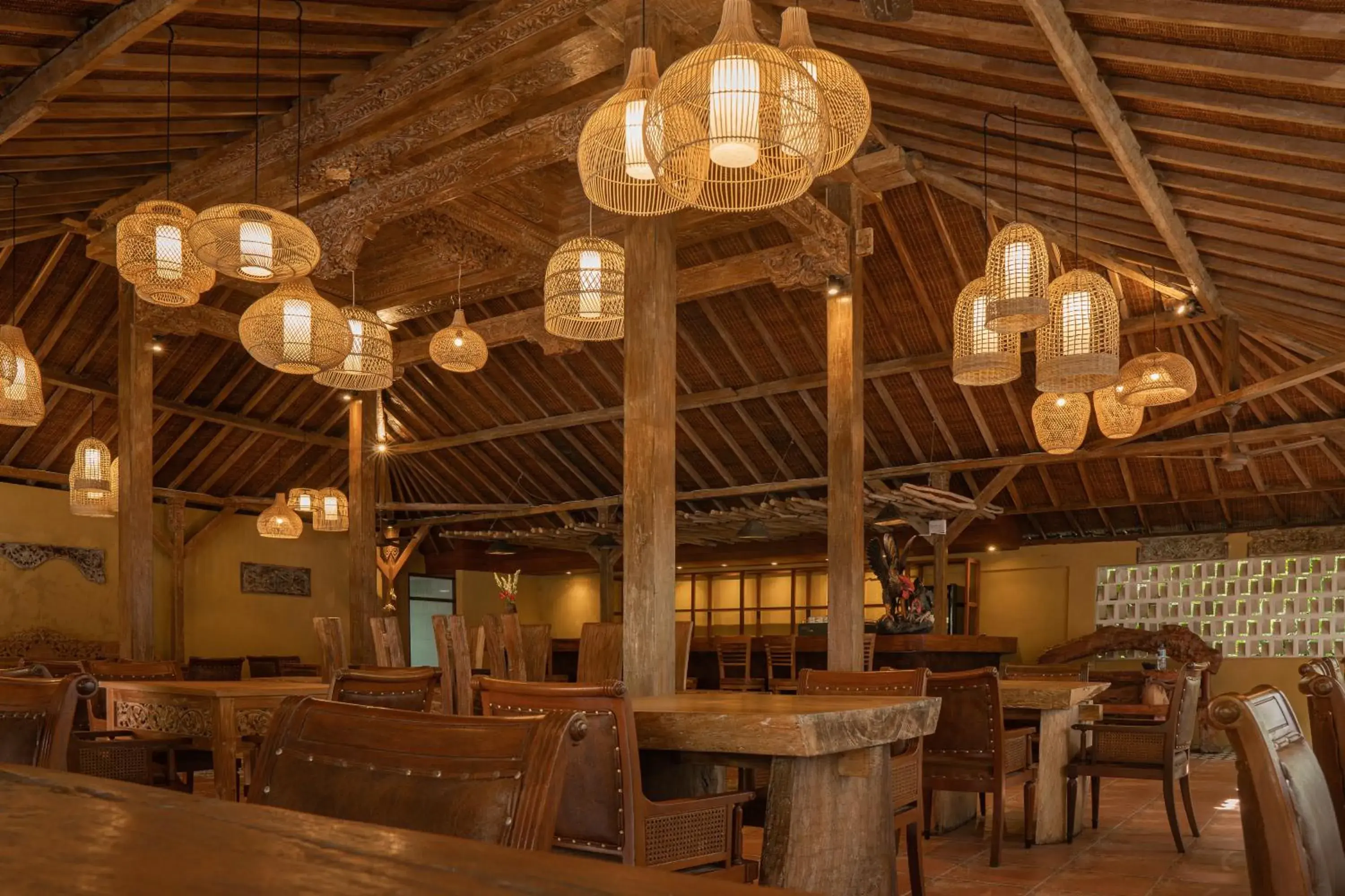 Restaurant/places to eat in Uma Linggah Resort by Puri Signatures Restaurant/places to eat in Uma Linggah Resort by Puri Signatures