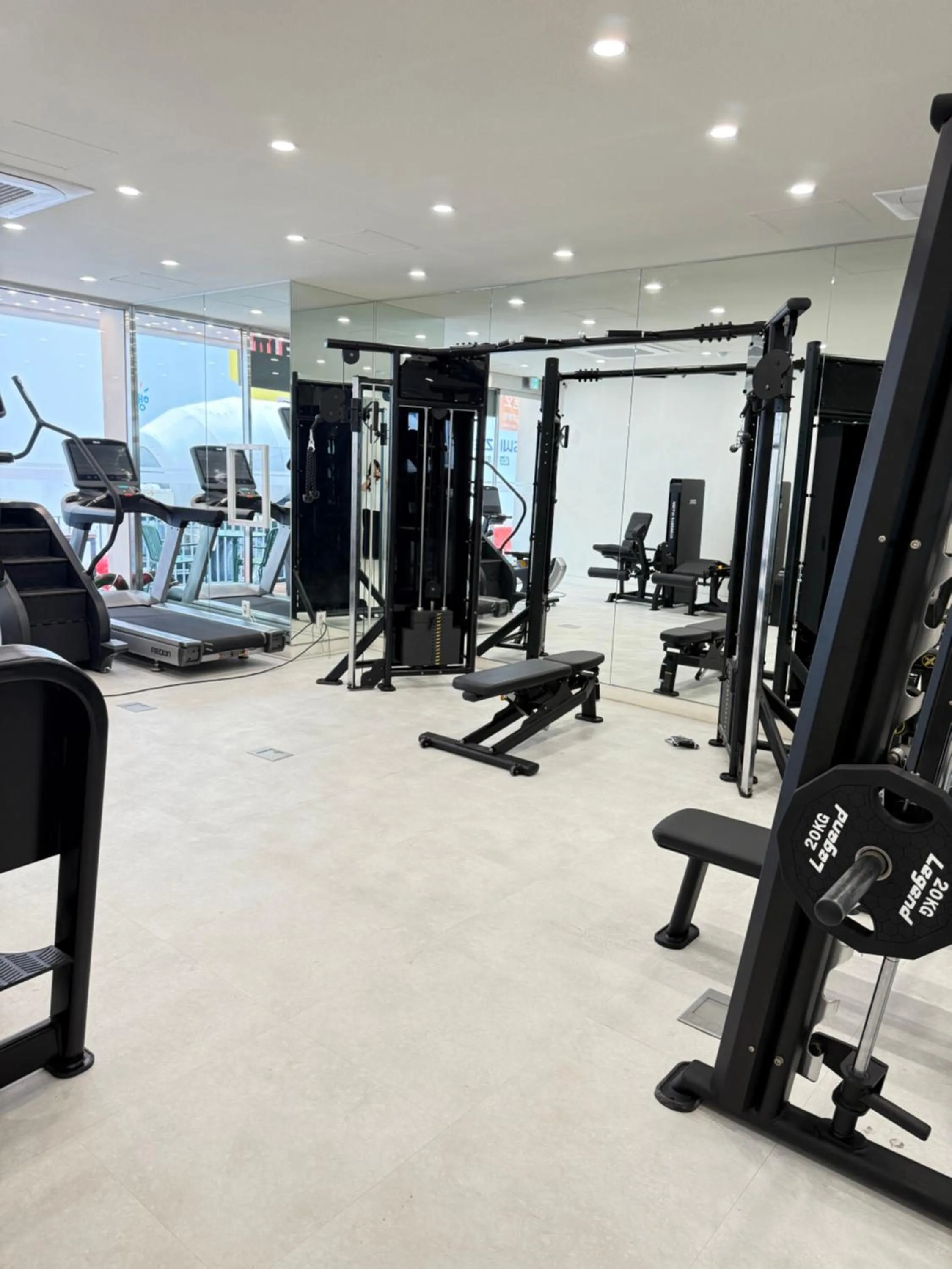 Fitness centre/facilities in JB Design Hotel