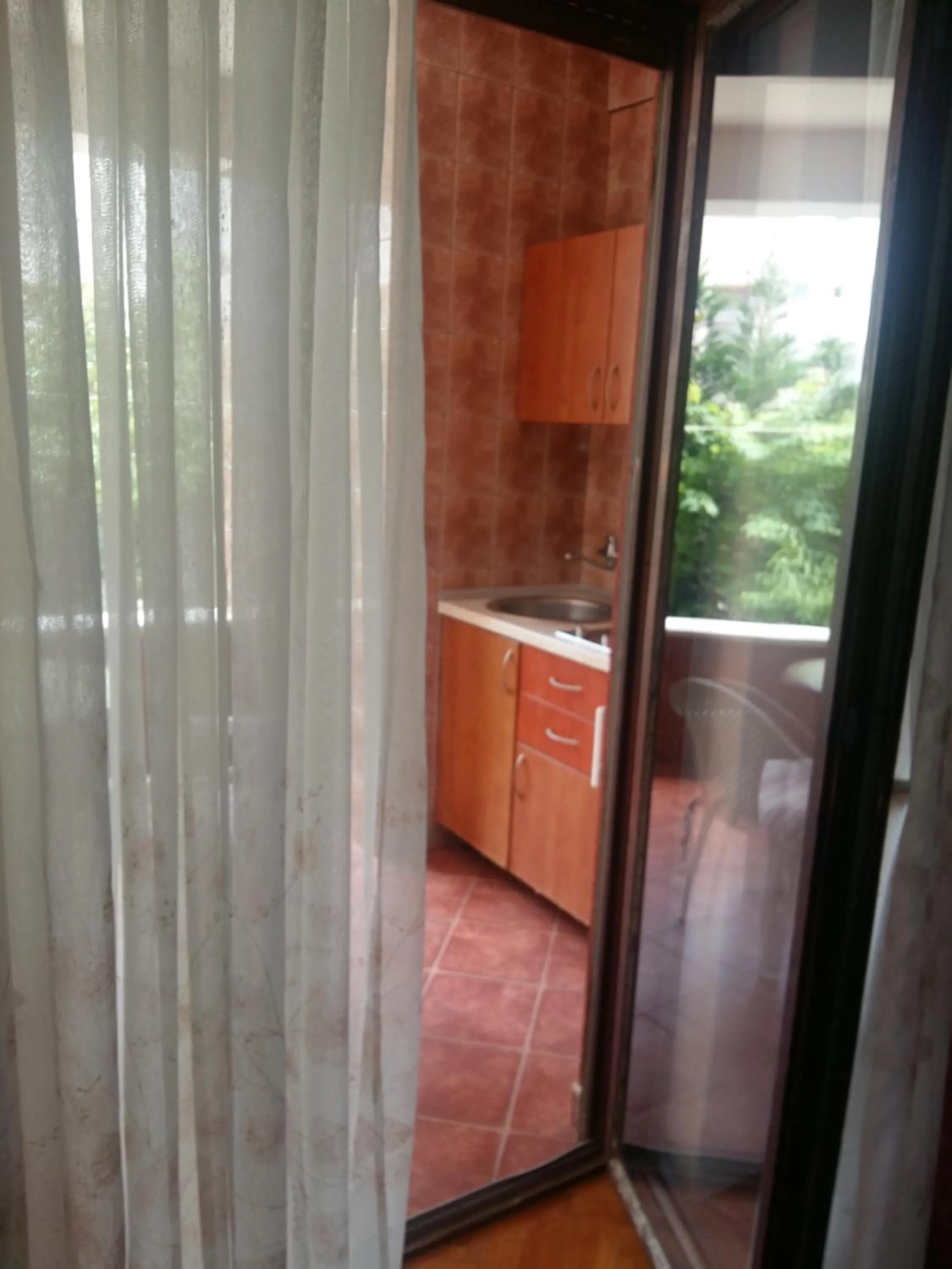 Lazar Apartments