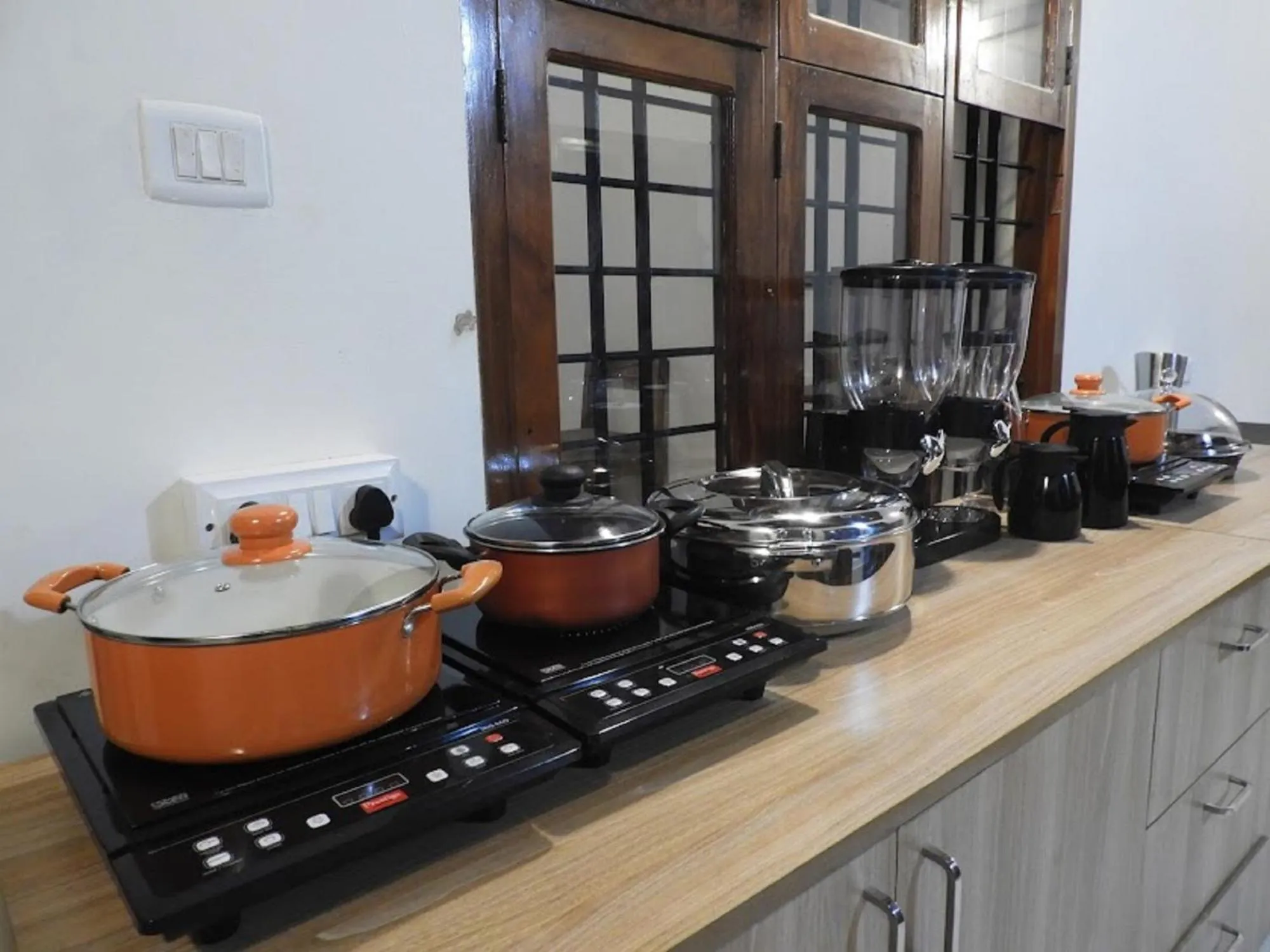 Restaurant/places to eat in Alfred Place